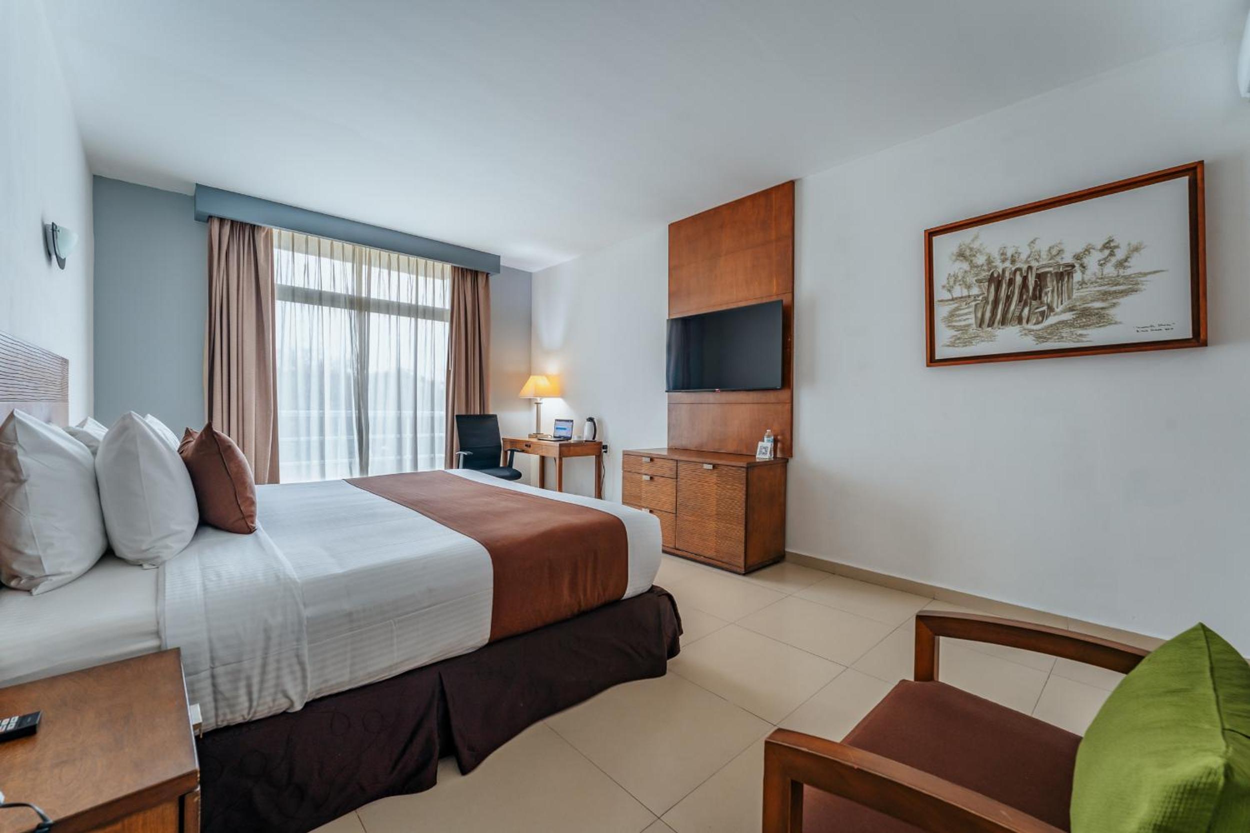Executive King Room - Photo 1