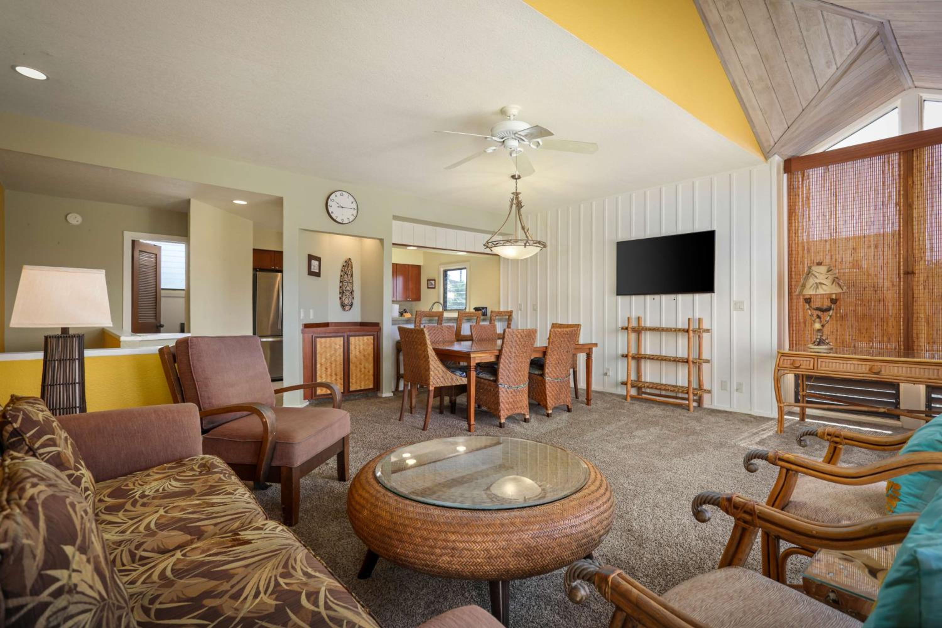 Suite - Photo 7