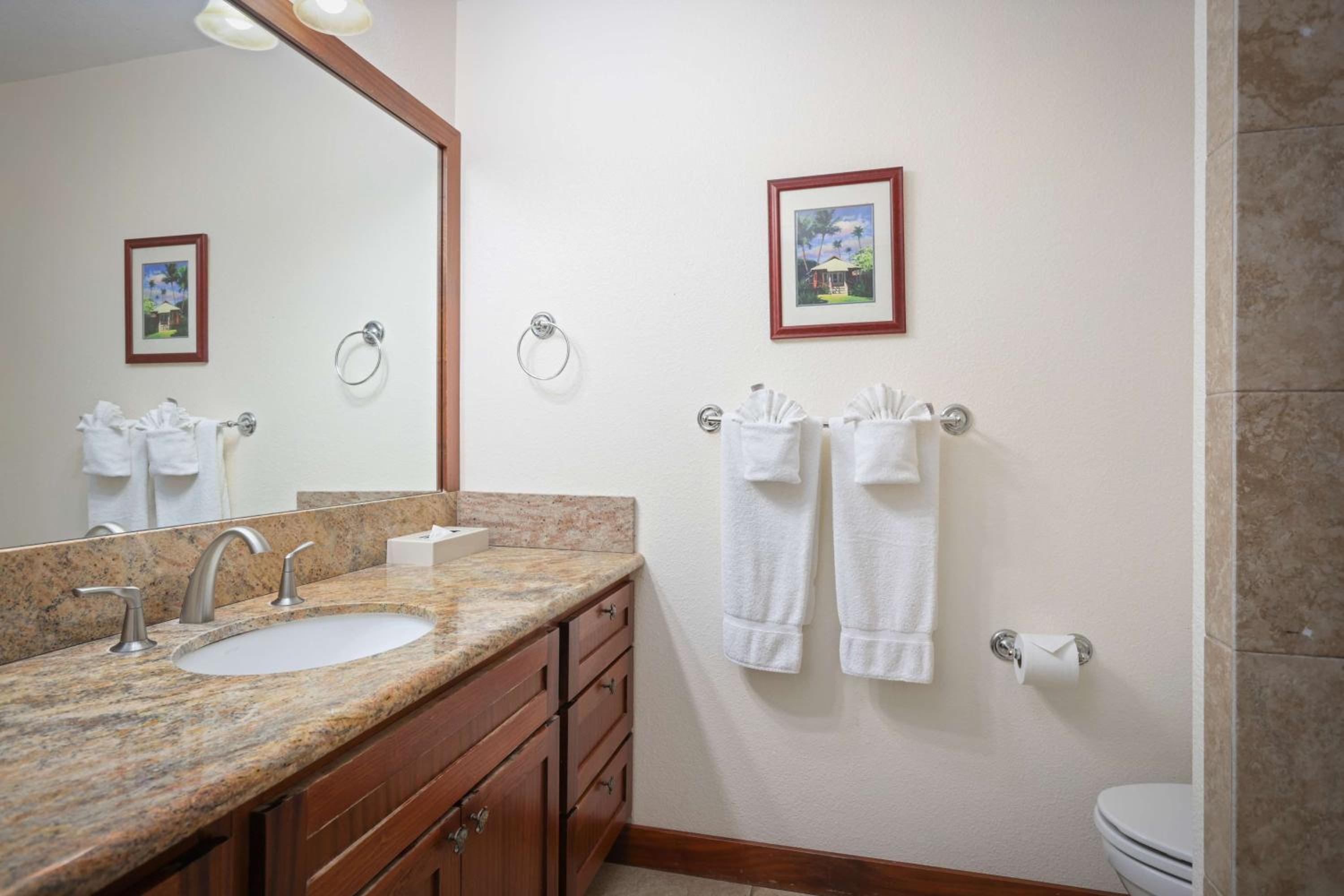 Suite - Photo 10