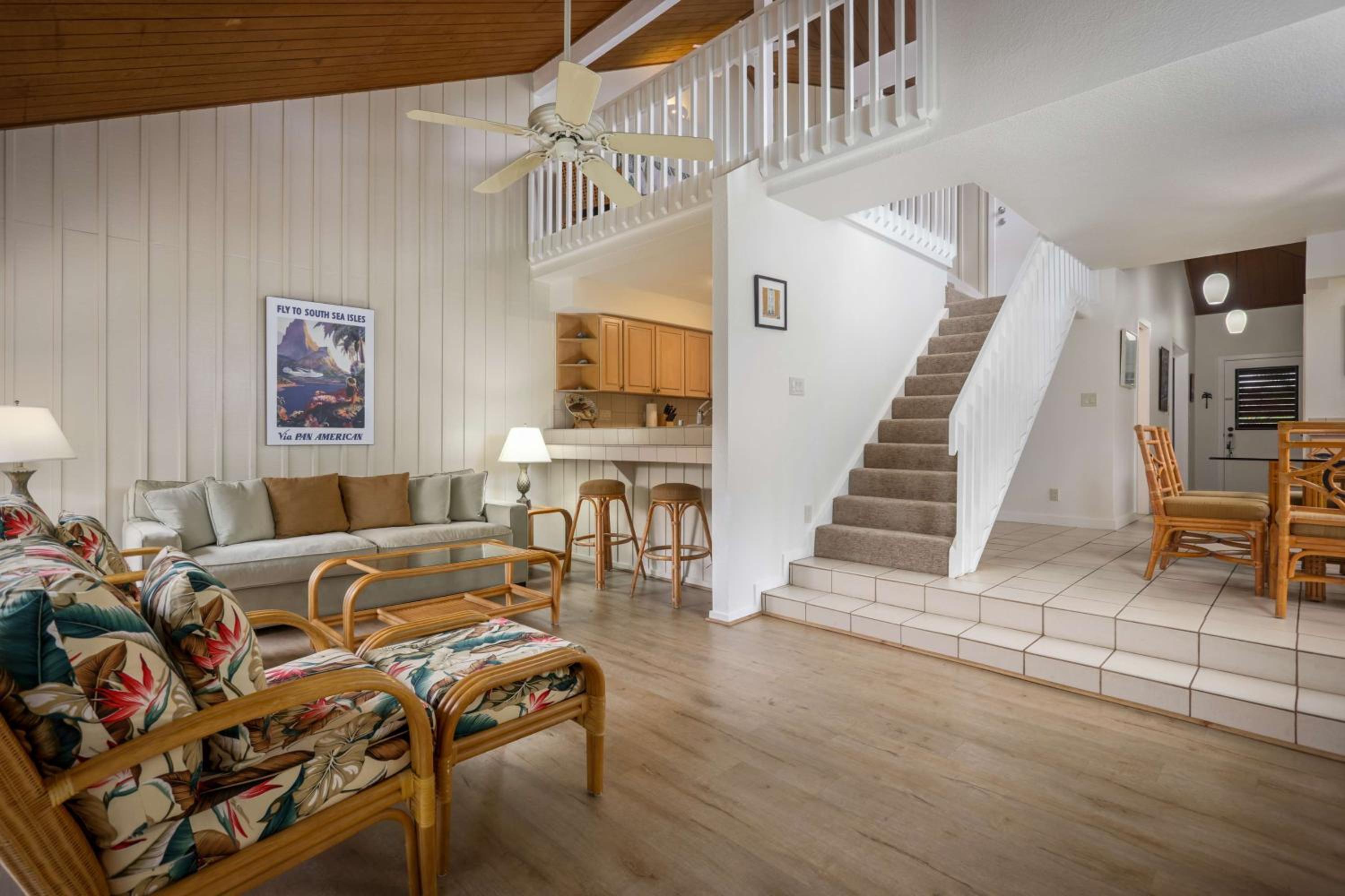 Suite - Photo 16