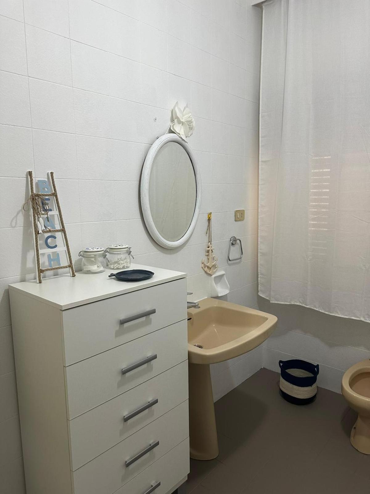 Triple Room with Shared Bathroom photo 3