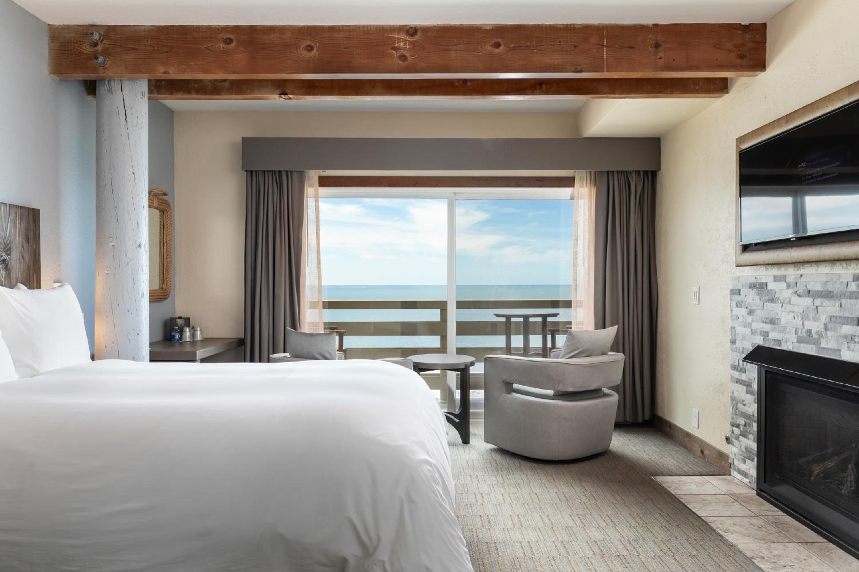 Premium Queen Room - Photo 2