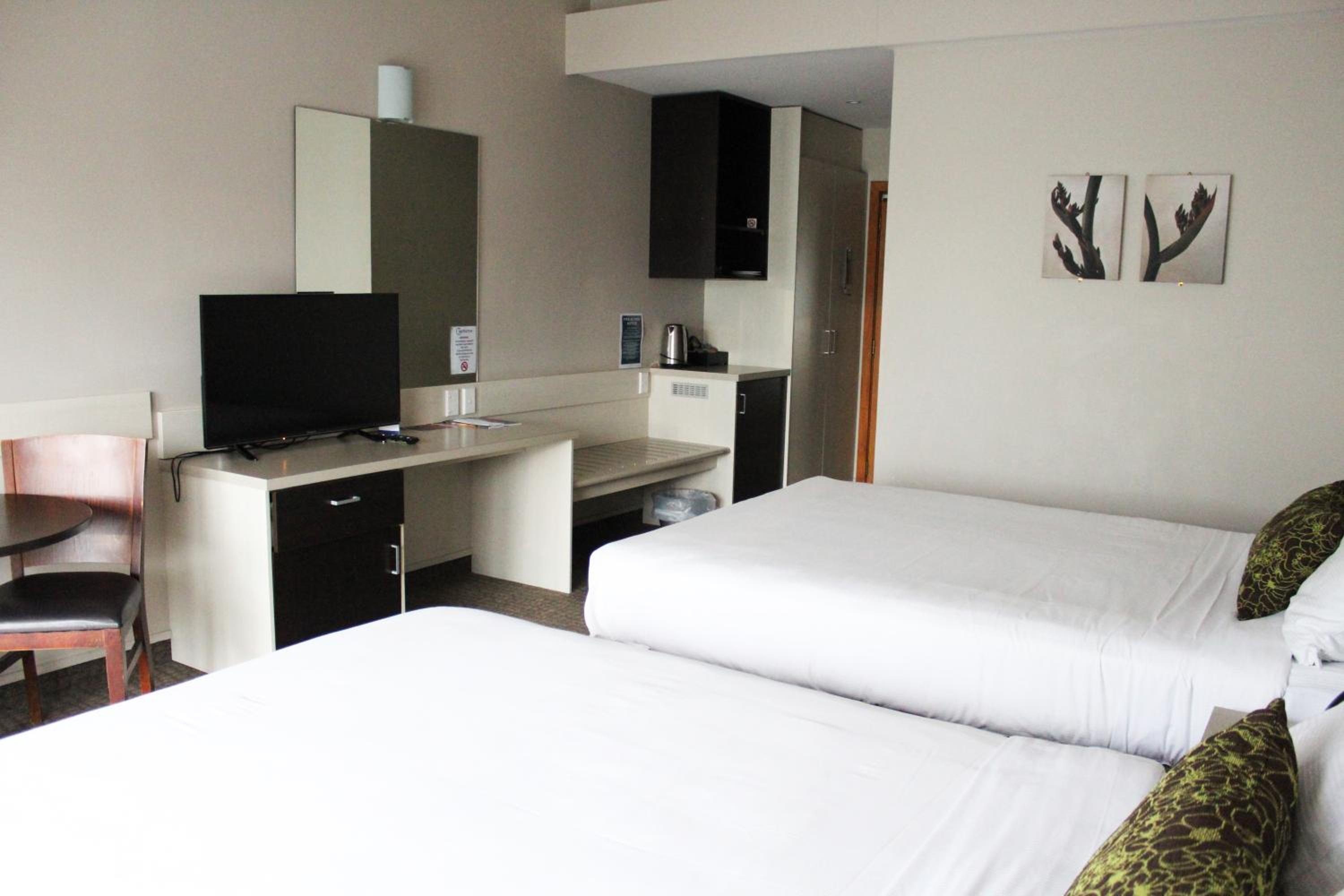 Standard Double or Twin Room - Photo 2