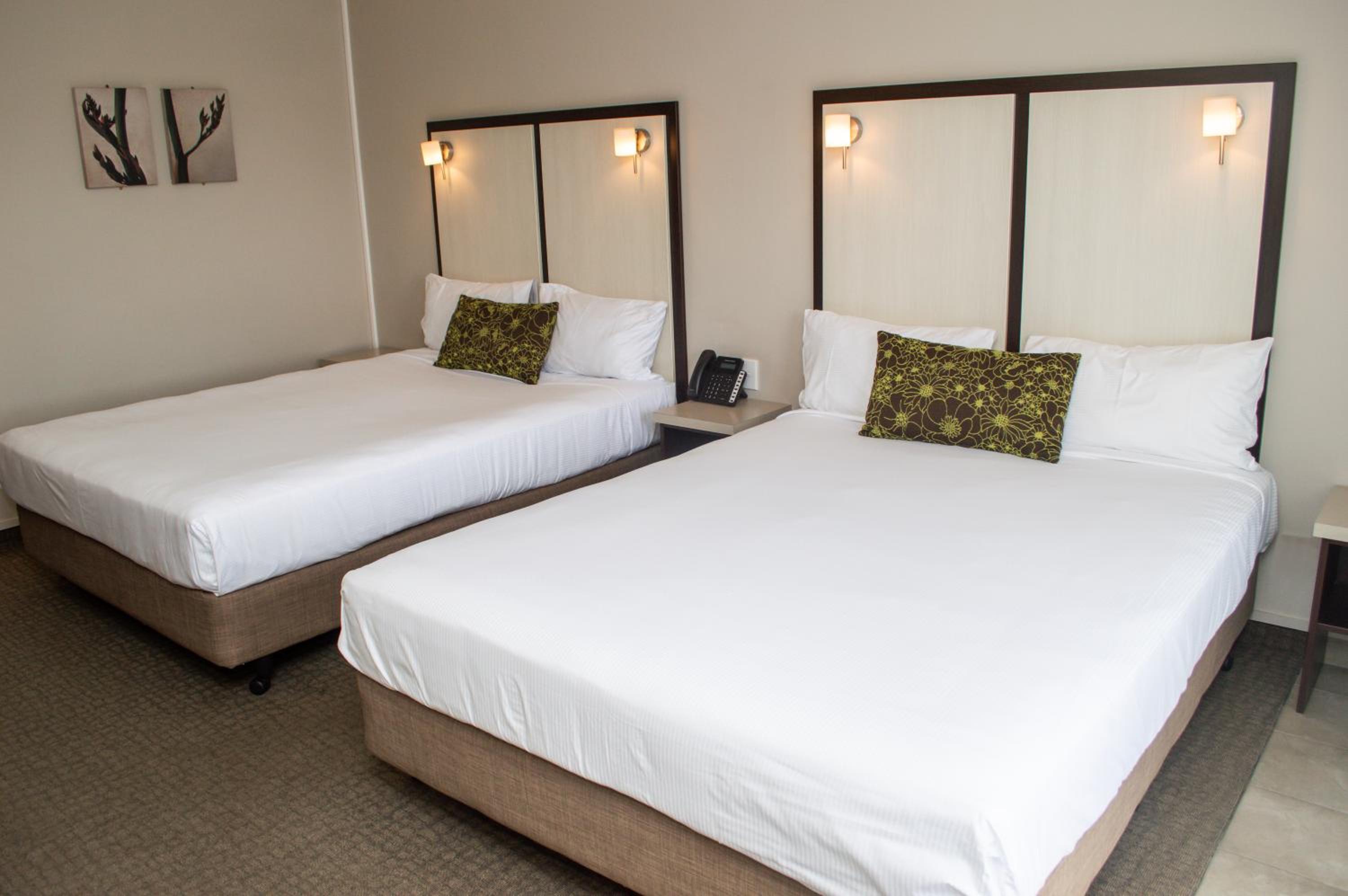Standard Double or Twin Room - Photo 4