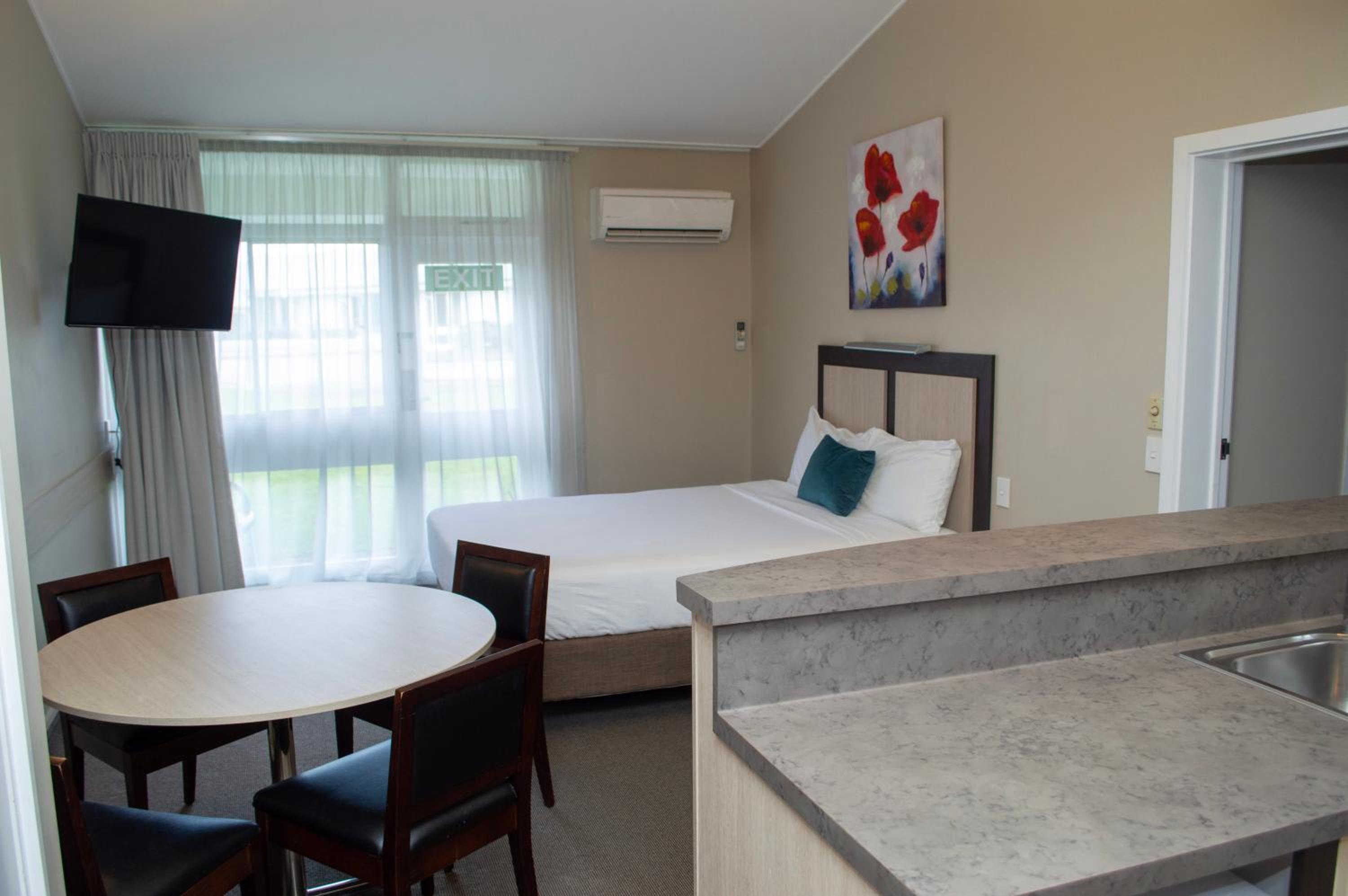 Apartment - Photo 1