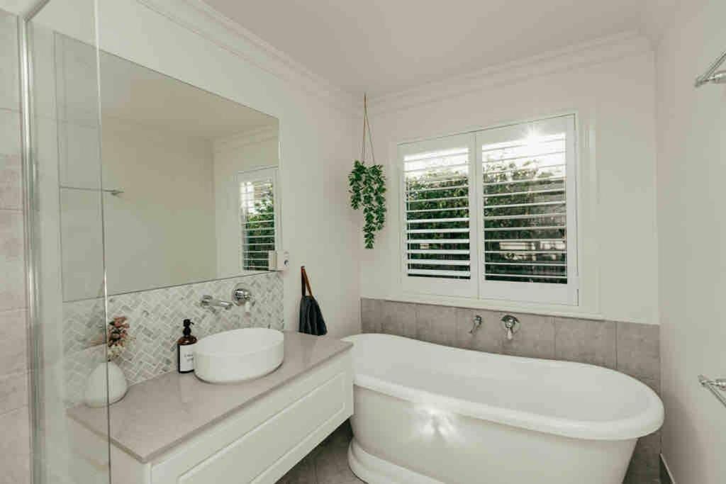 Four-Bedroom House photo 2