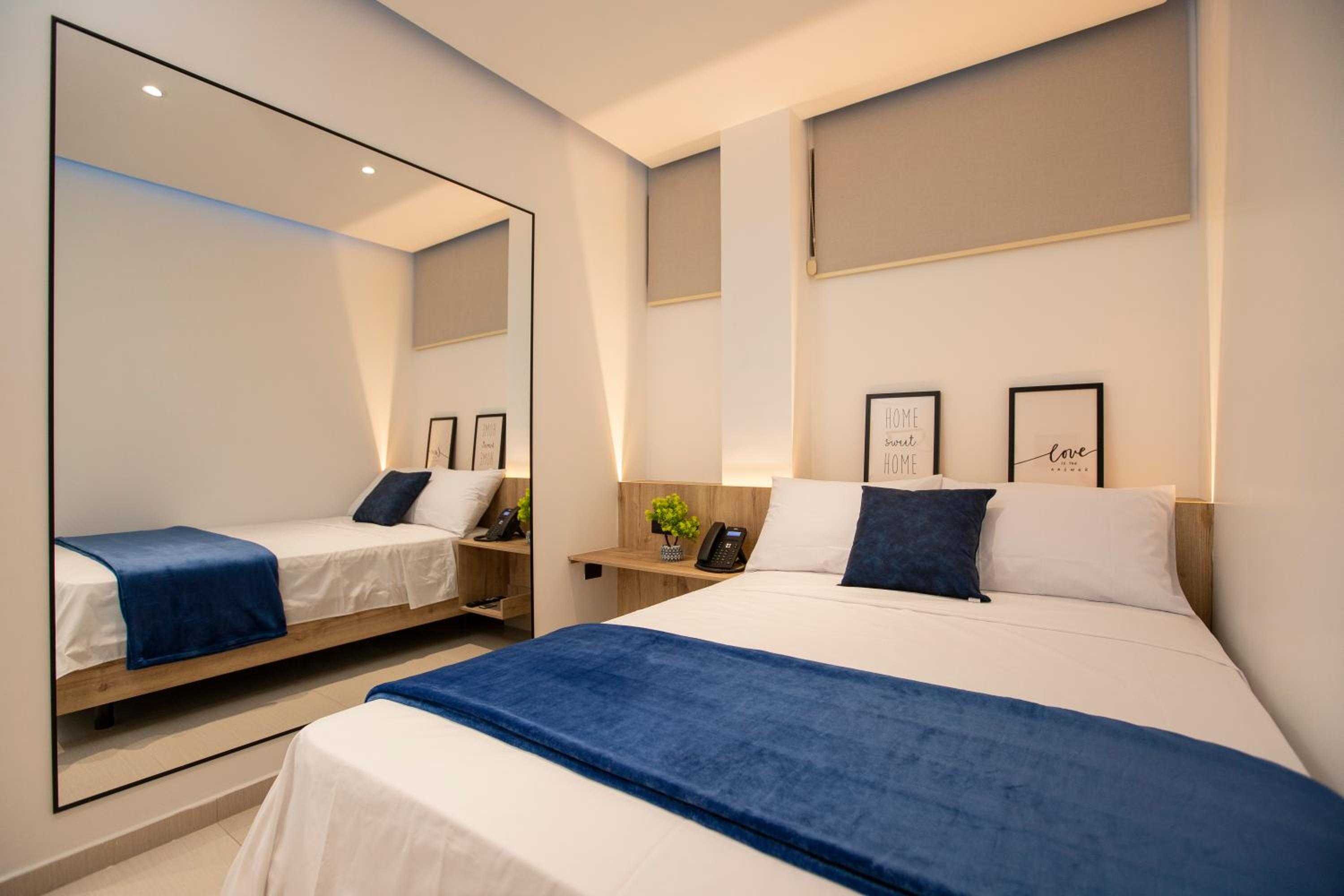 Standard Queen Room