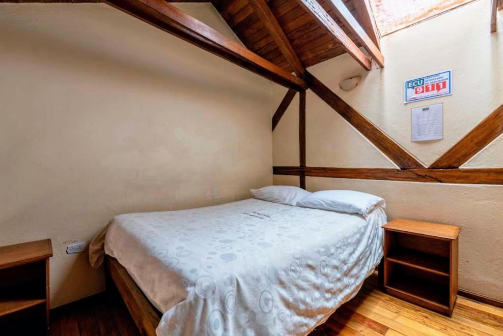 Double Room with Private Bathroom photo 2