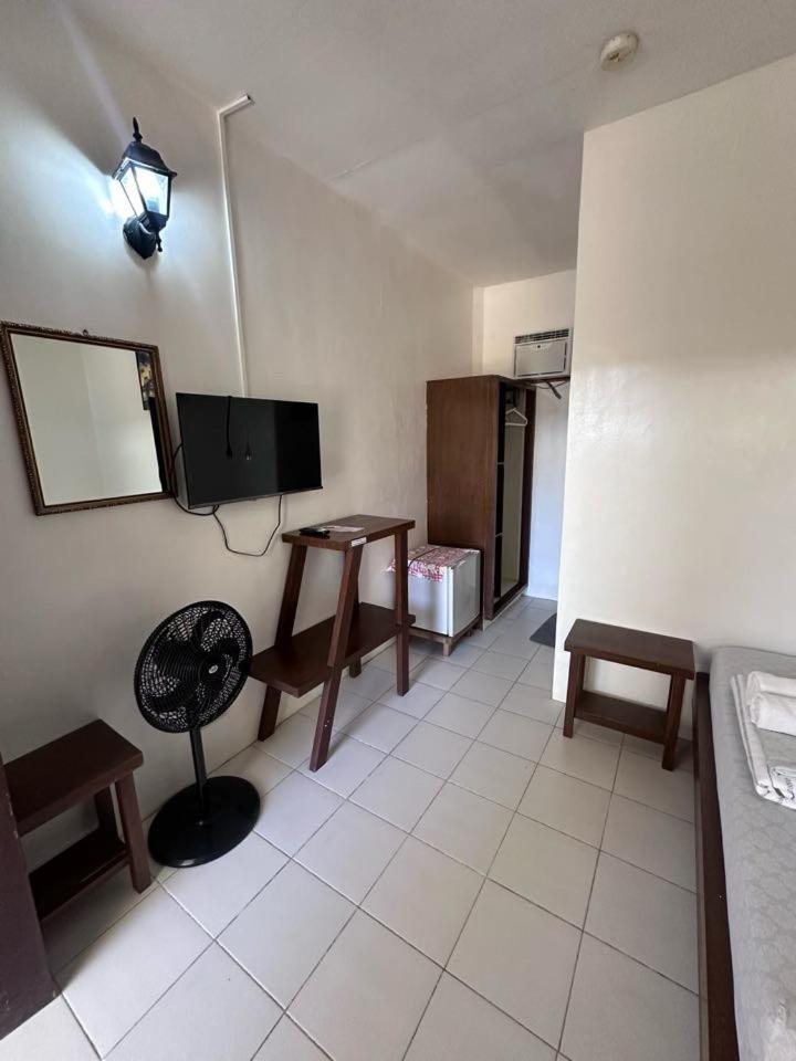 Double Room with Balcony (3 Adults)