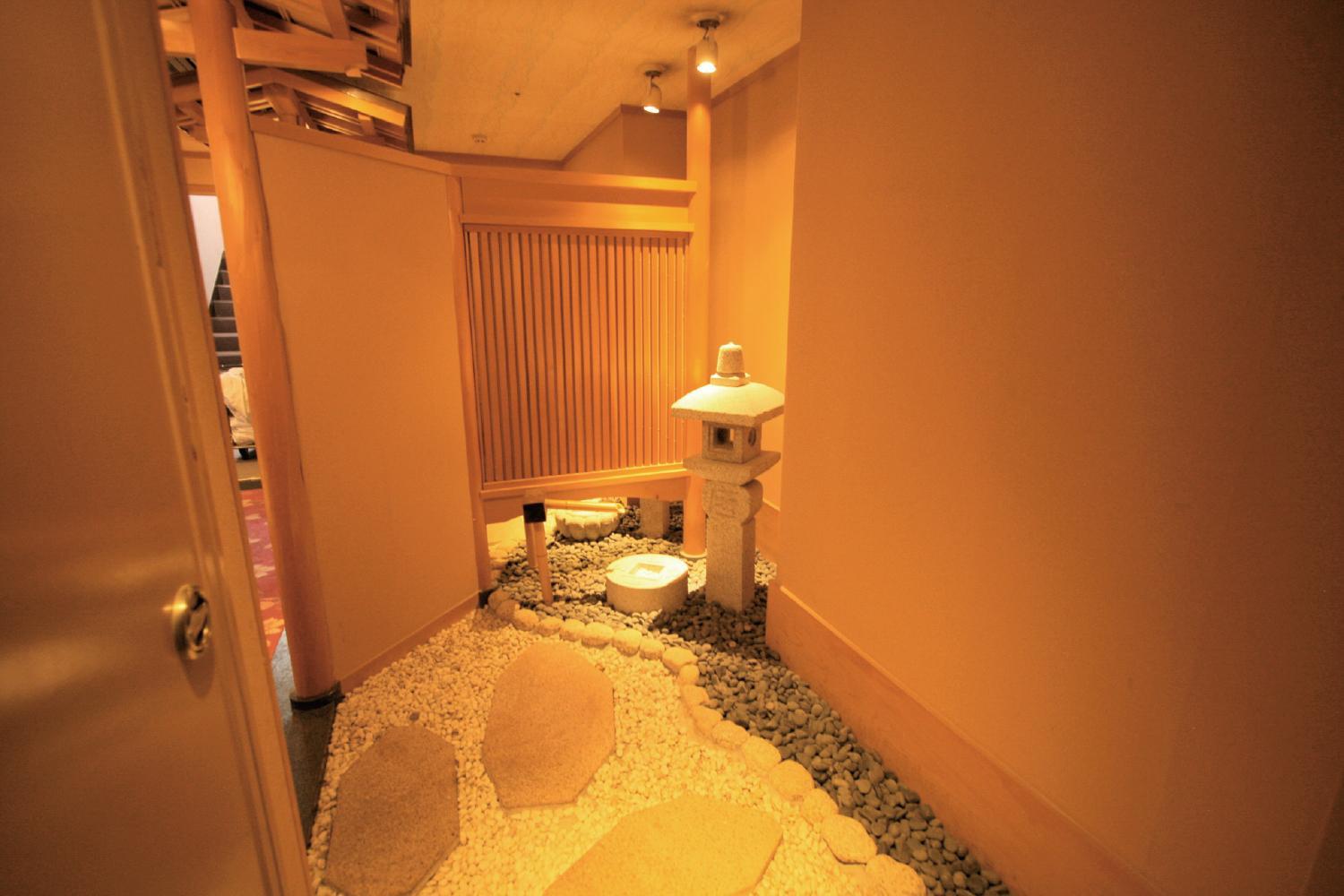Deluxe Family Suite photo 3