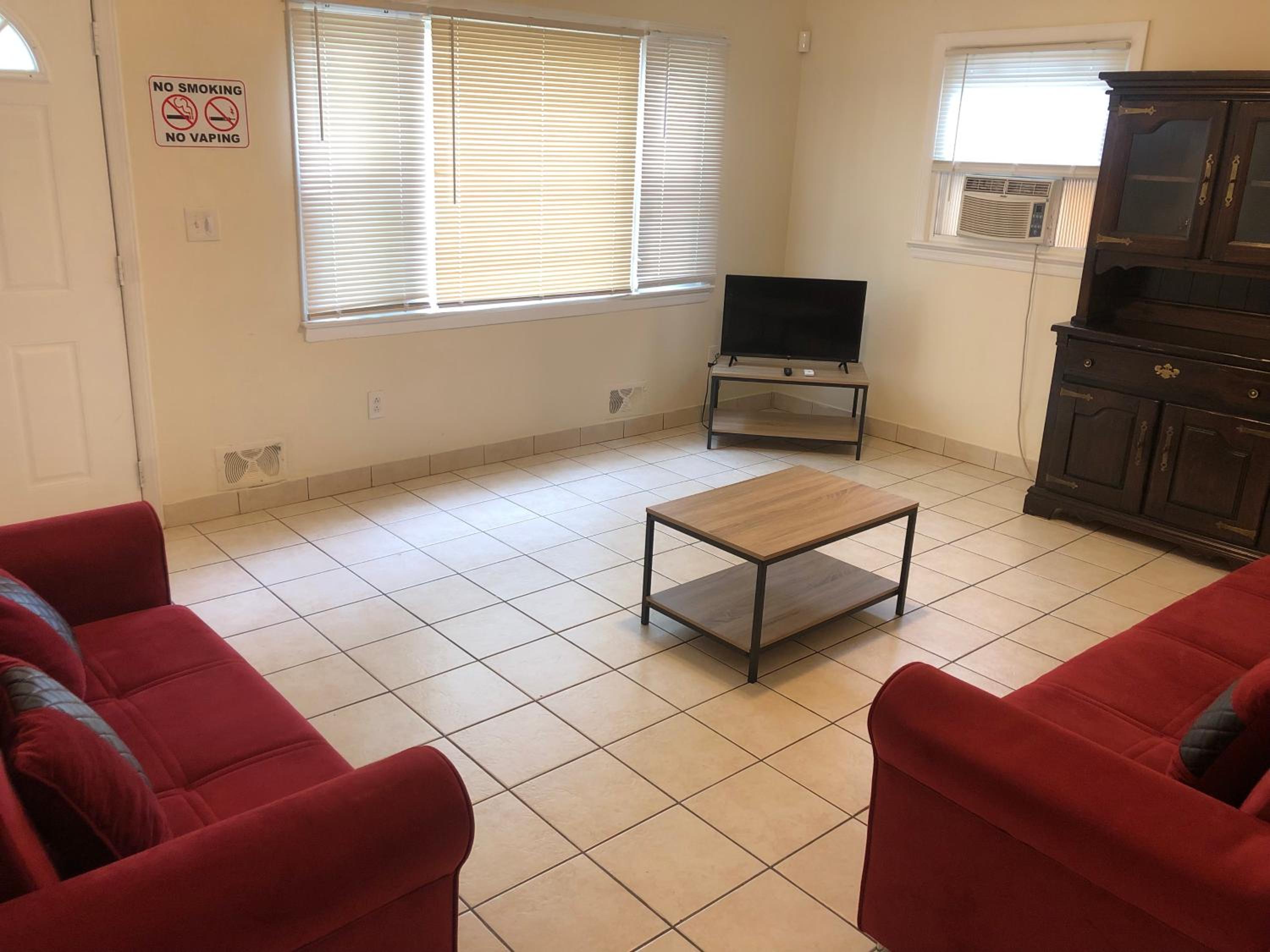 Three-Bedroom Apartment photo 1