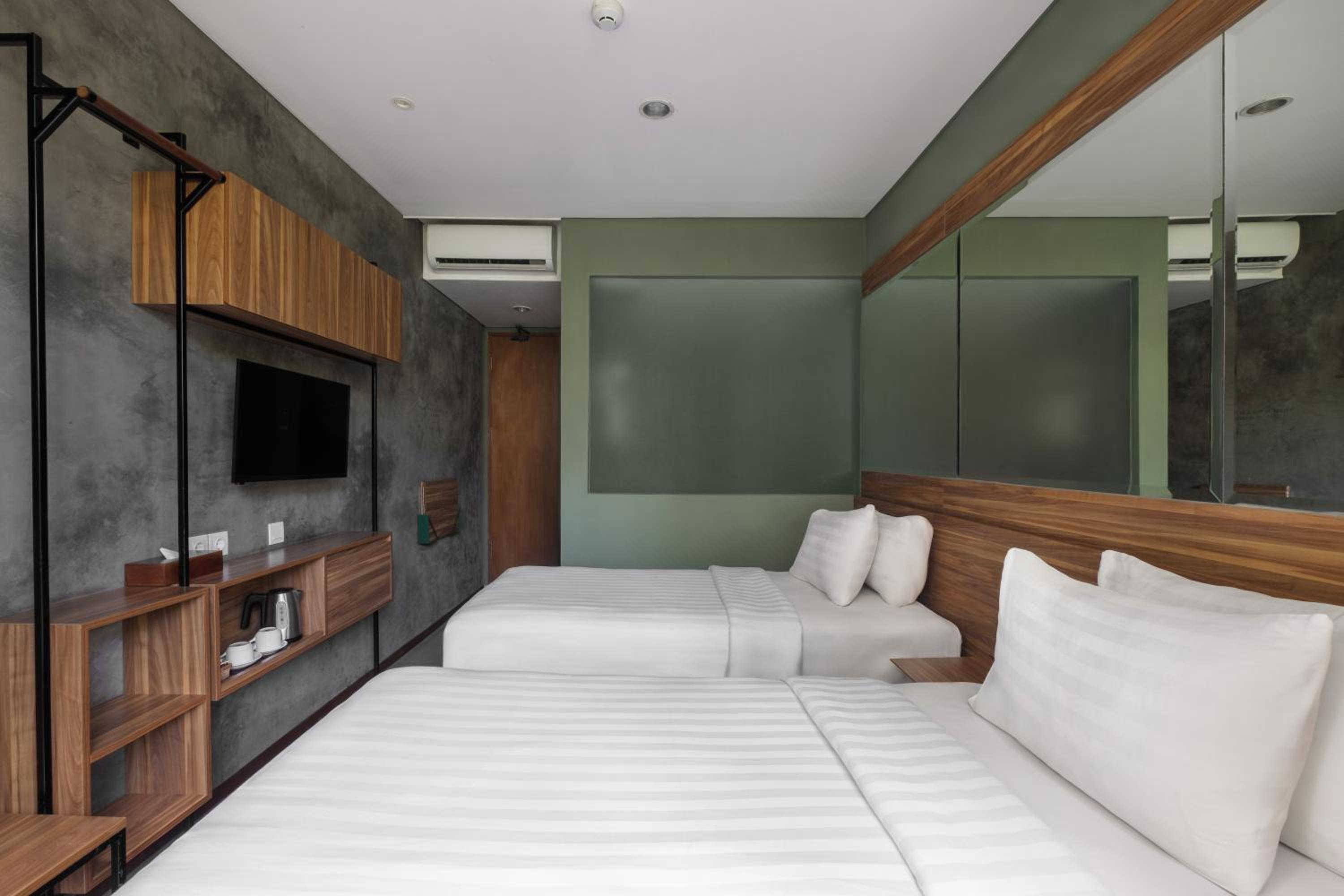 Superior Twin Room - Photo 1