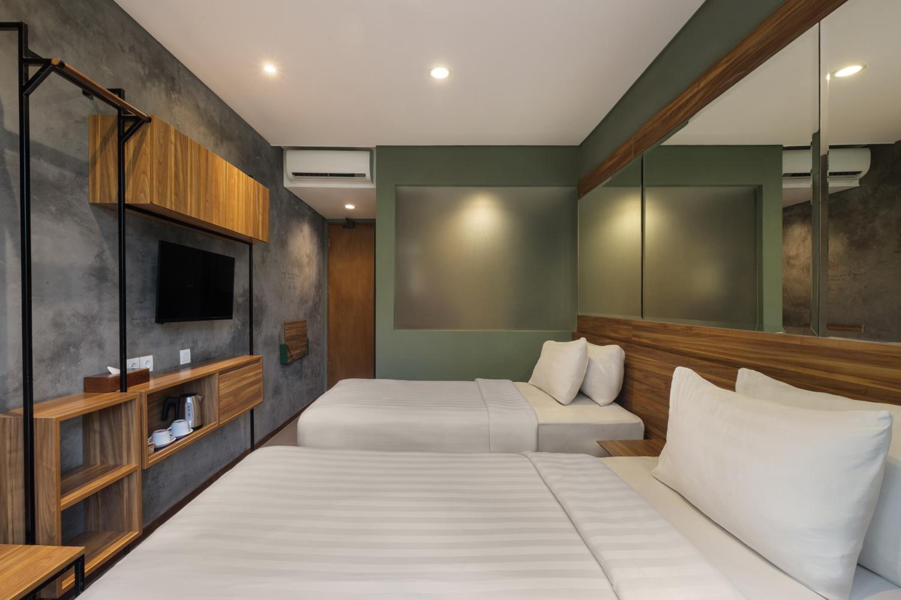 Superior Twin Room - Photo 10