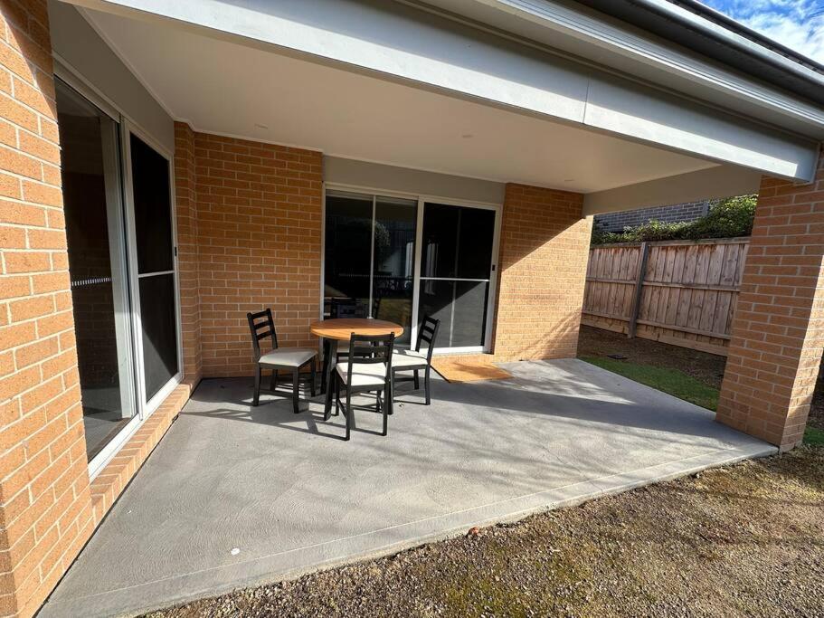 Four-Bedroom House photo 3