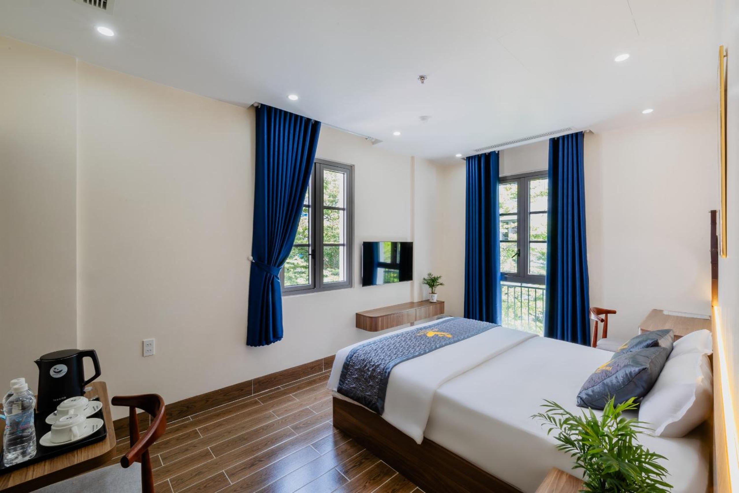 Deluxe Double Room - Photo 1
