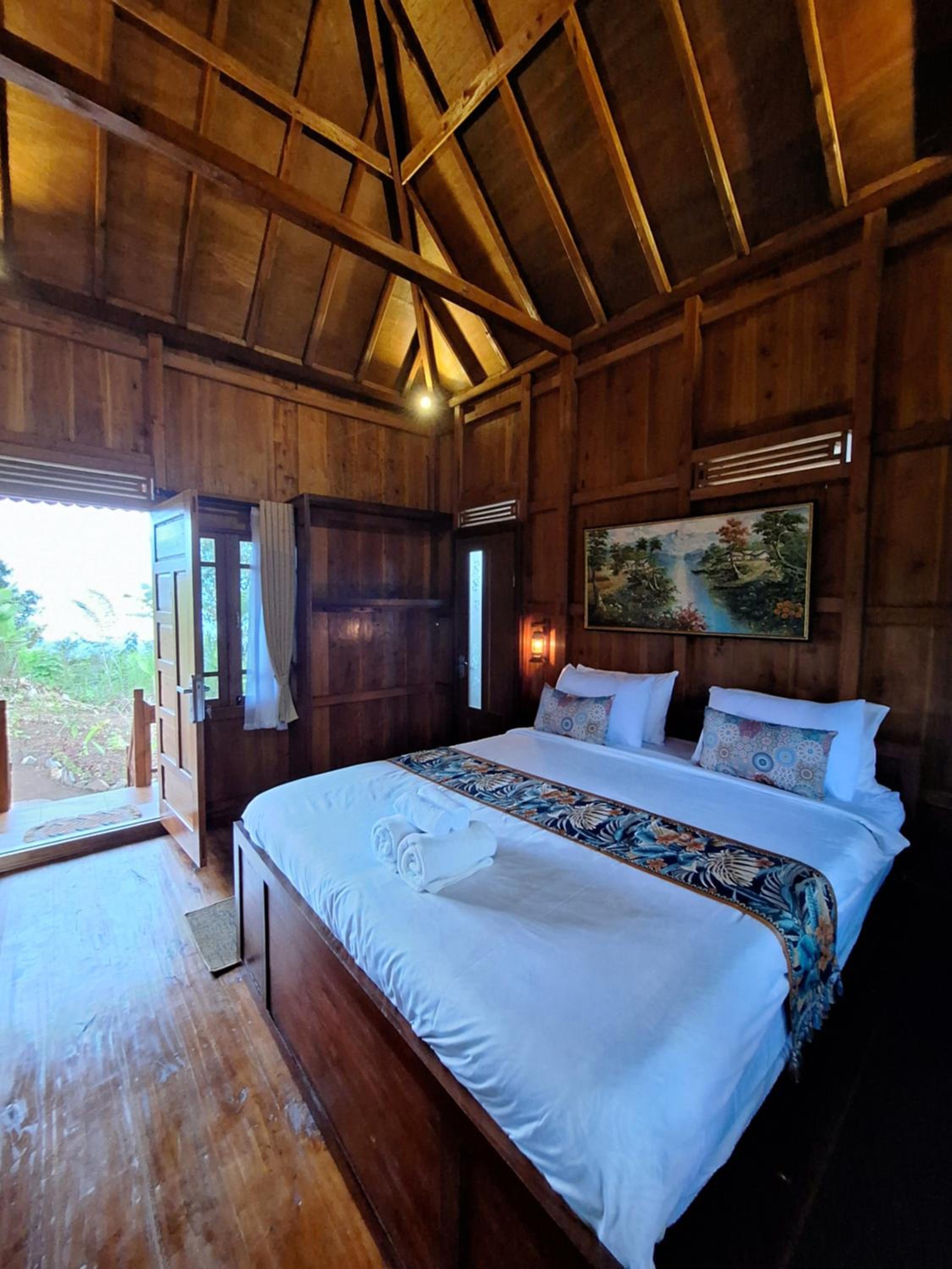 Cottage with Garden View - Photo 5