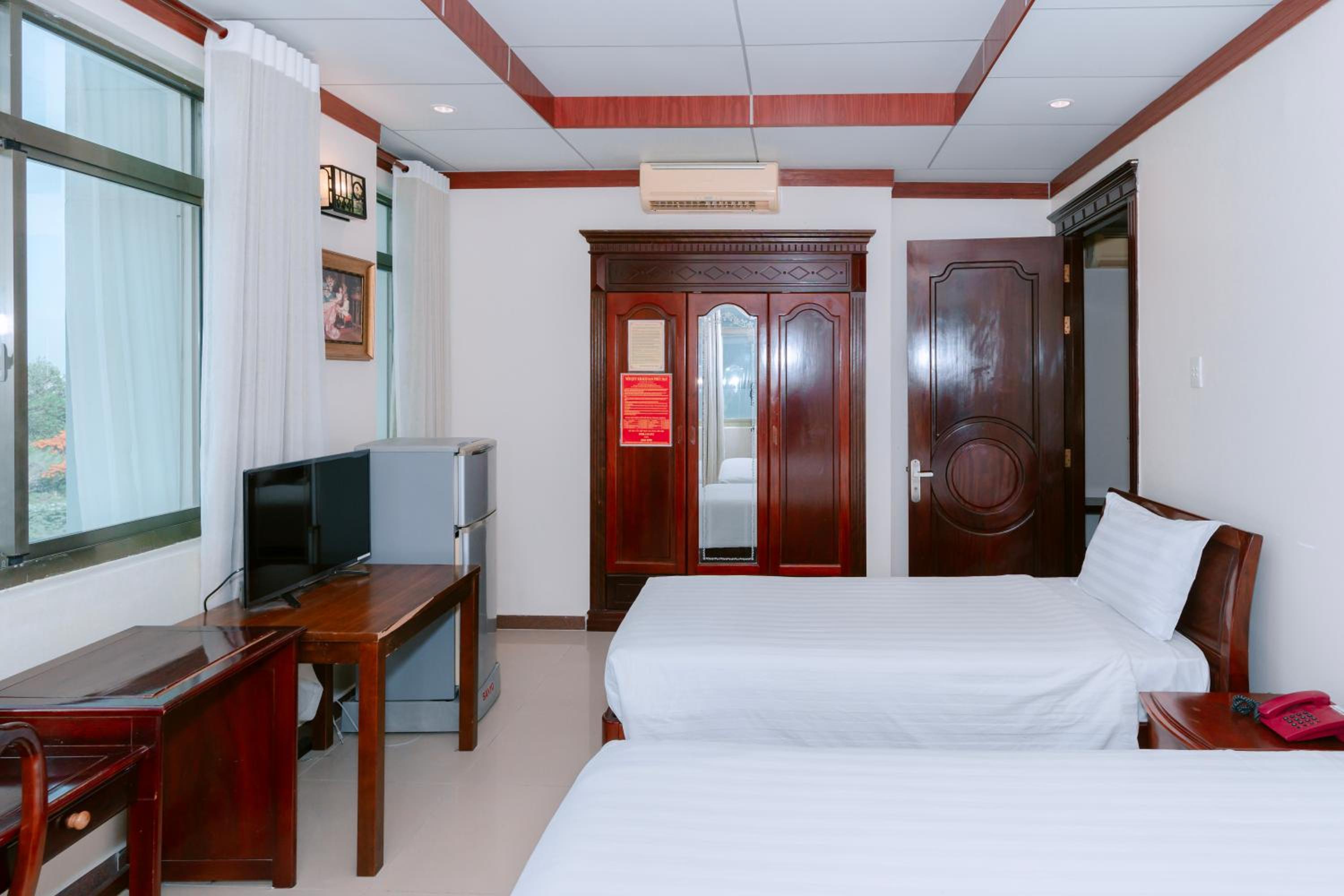 Deluxe Triple Room - Photo 6