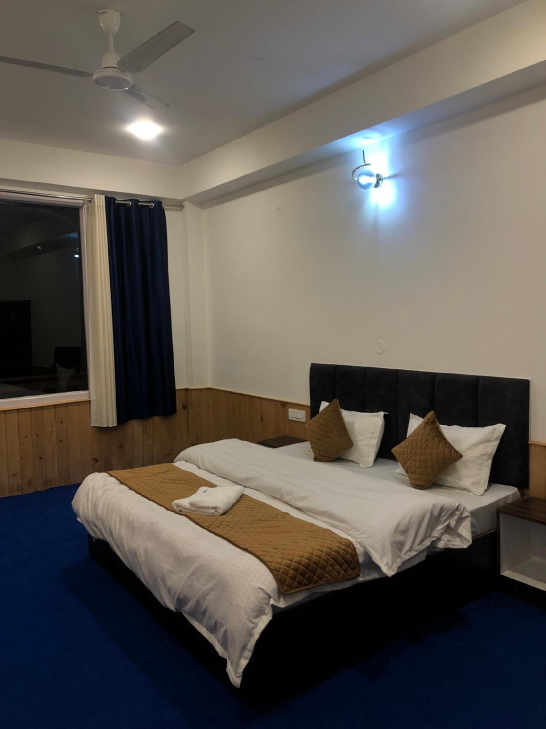 Deluxe Double Room With Balcony photo 1