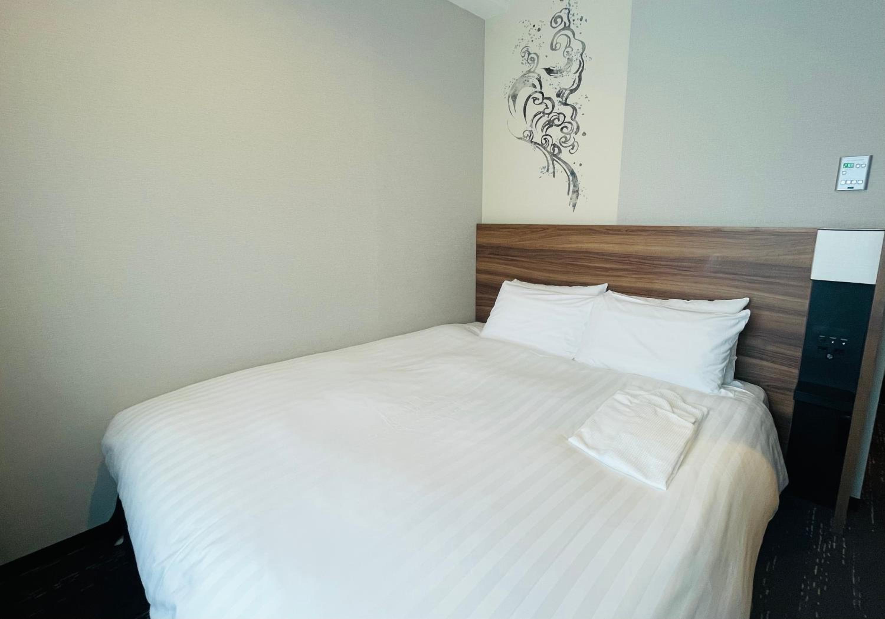 Standard Single Room for Double Use - Non-Smoking  - Photo 1