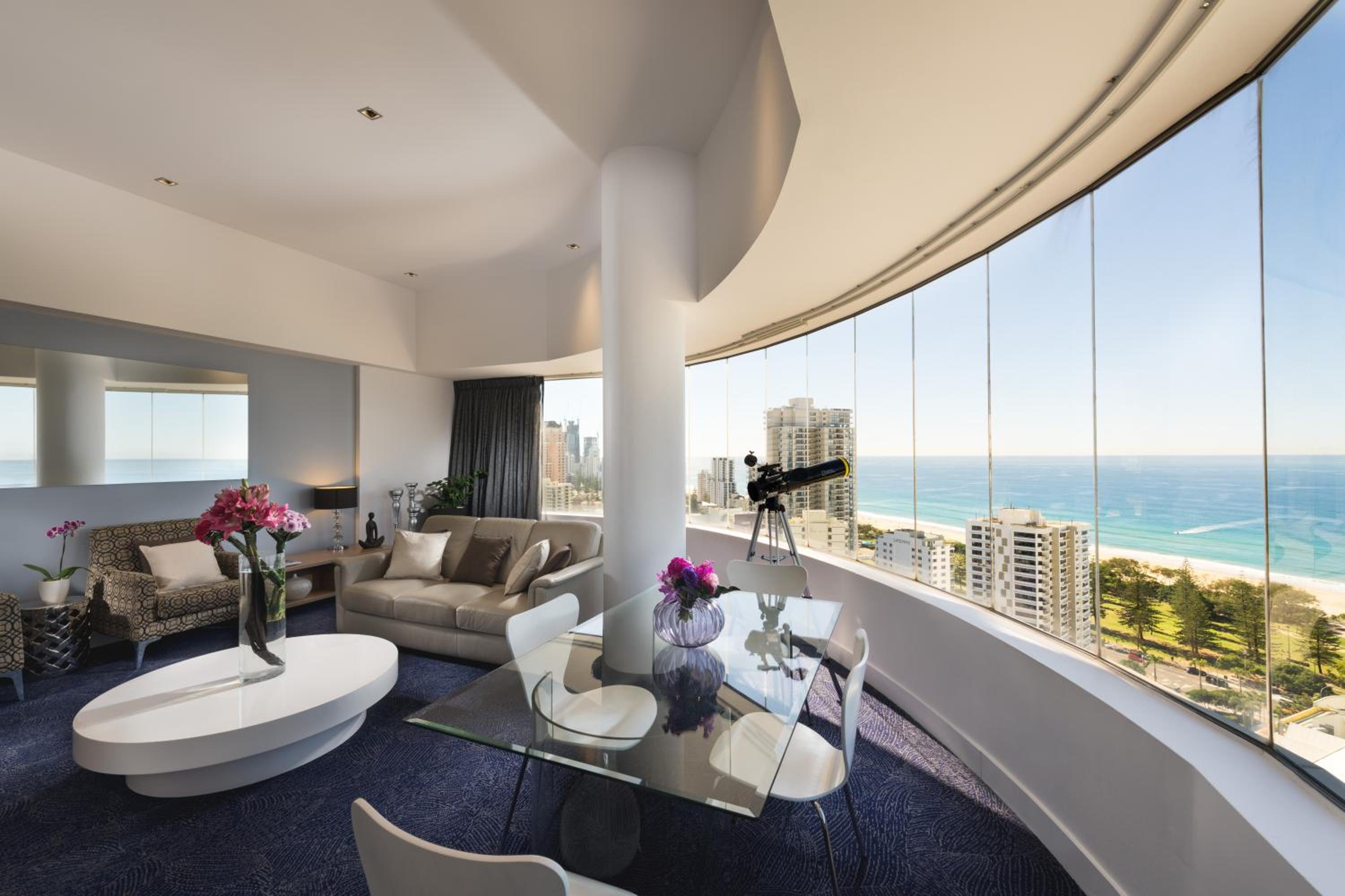 Opera Suite with  Ocean View and Spa - Photo 4