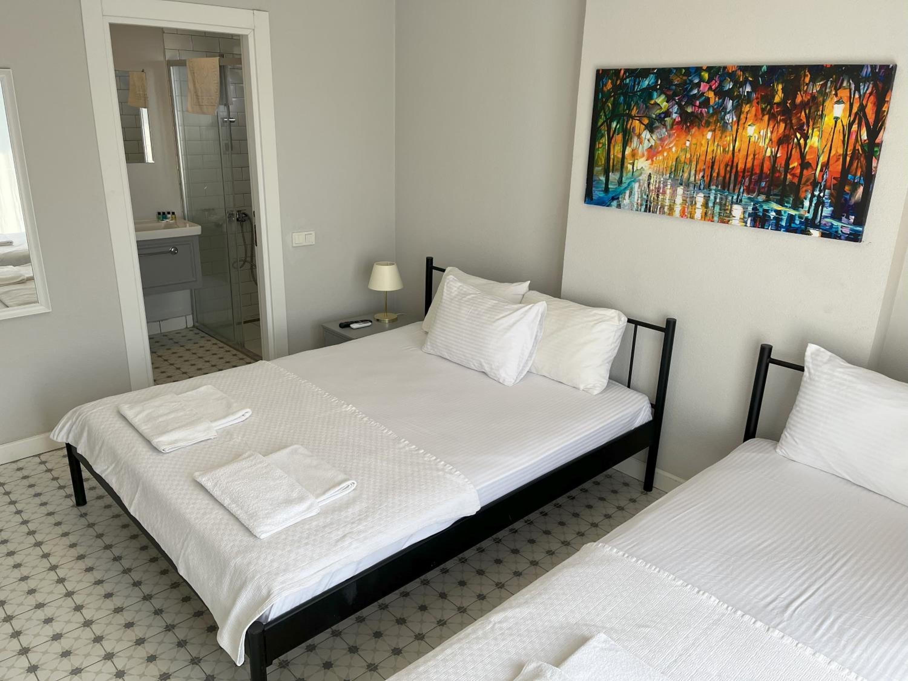 Deluxe Triple Room with Sea View