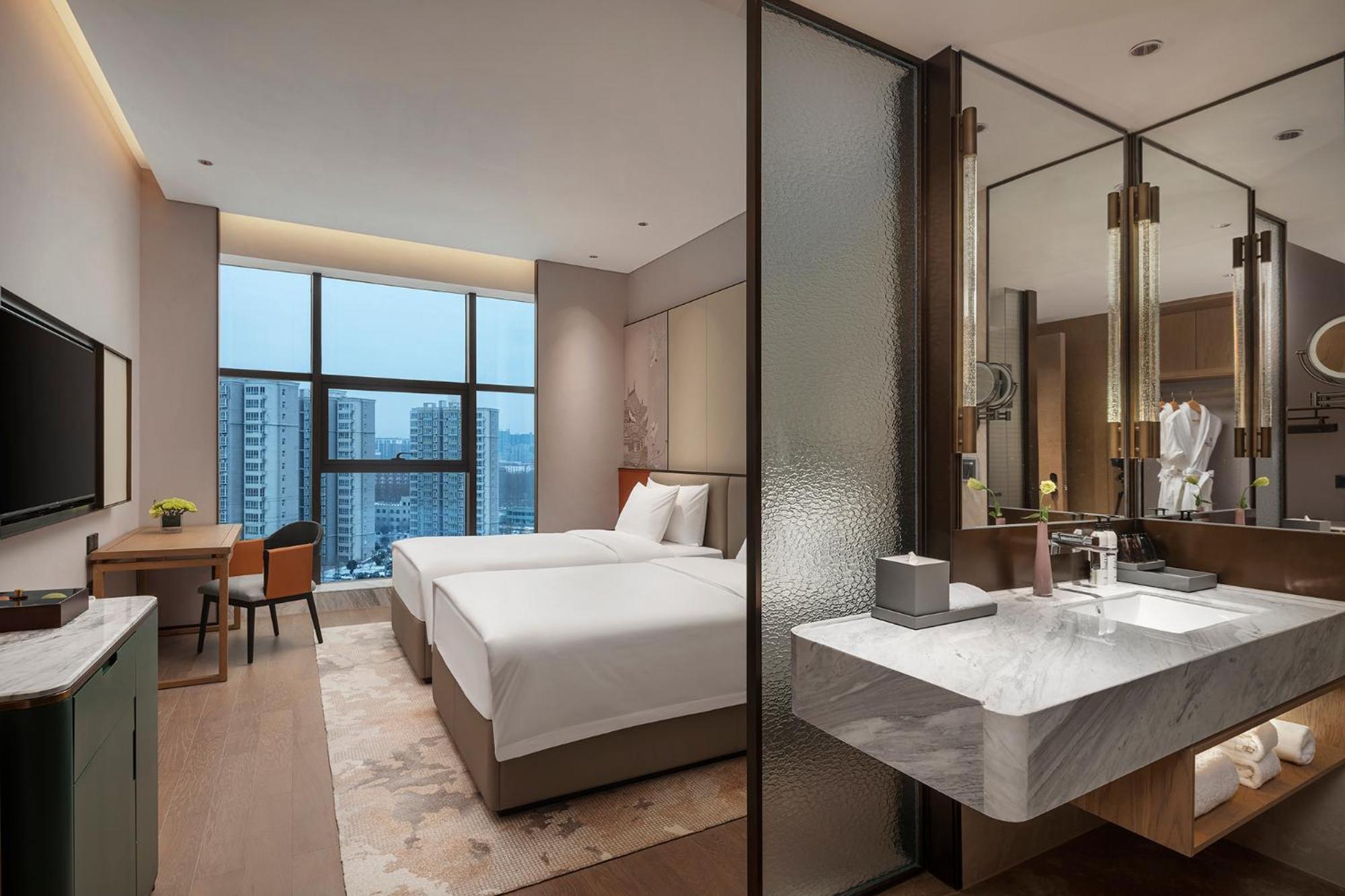 Deluxe Twin Room photo 2
