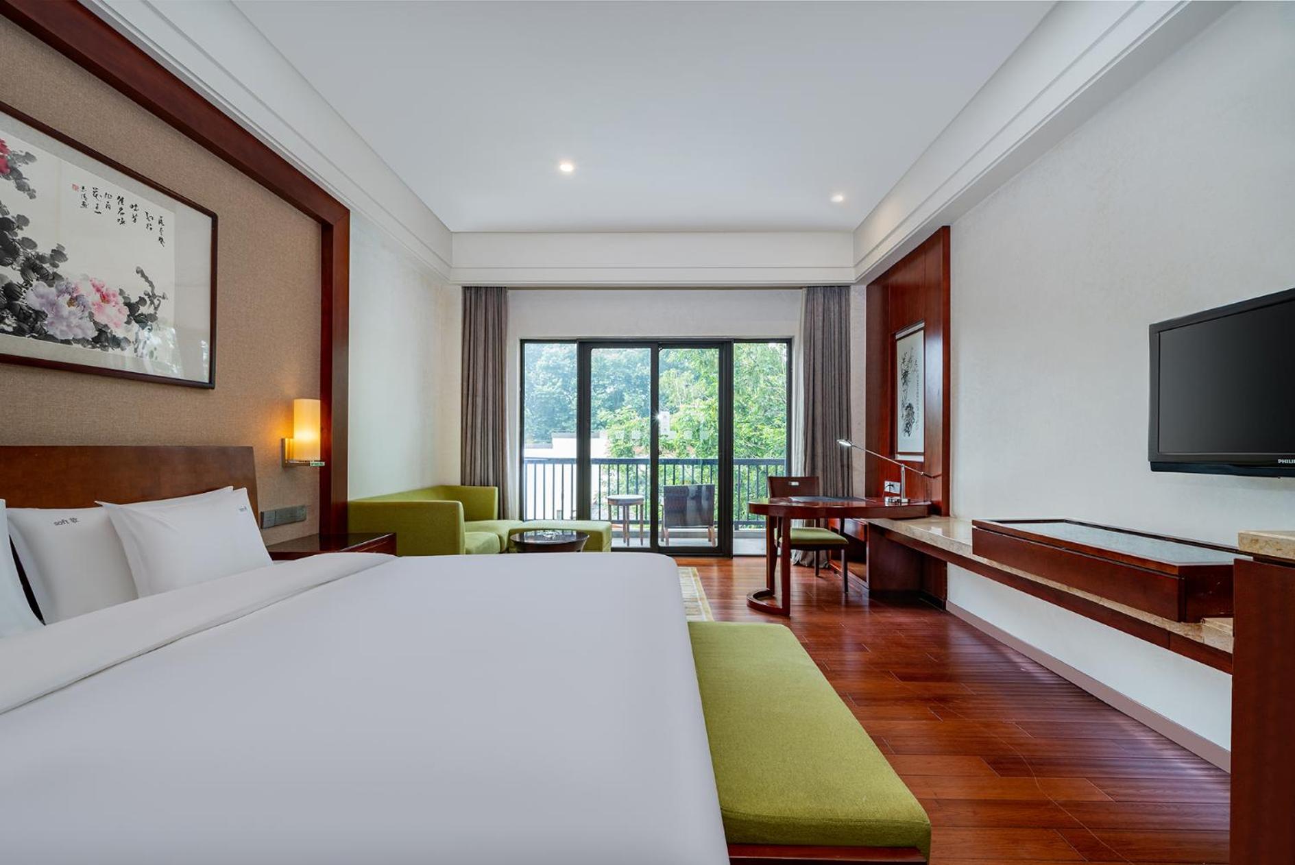 Standard King Room