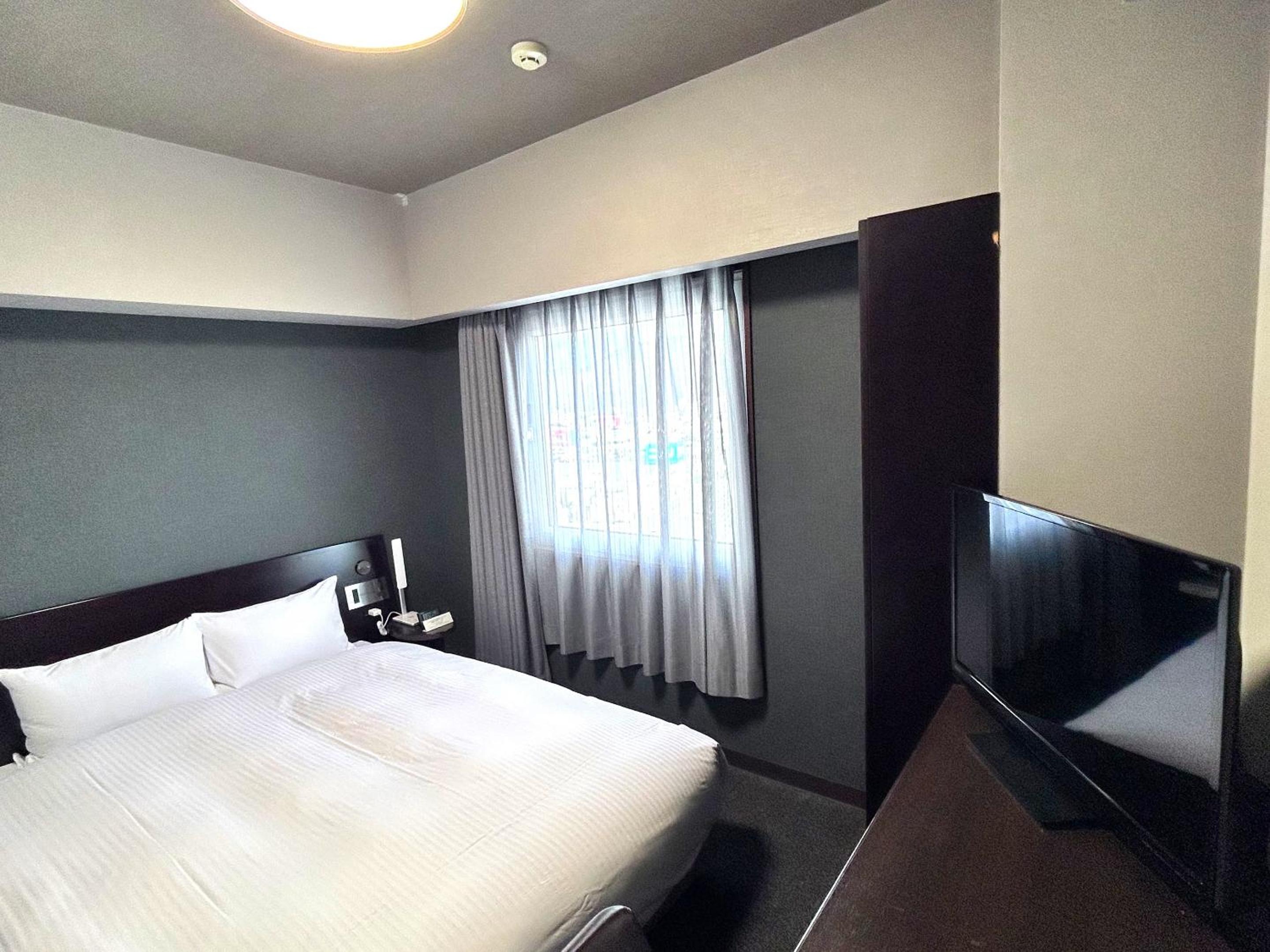 Comfort Double Room with Small Double Bed - Non-Smoking - Photo 1