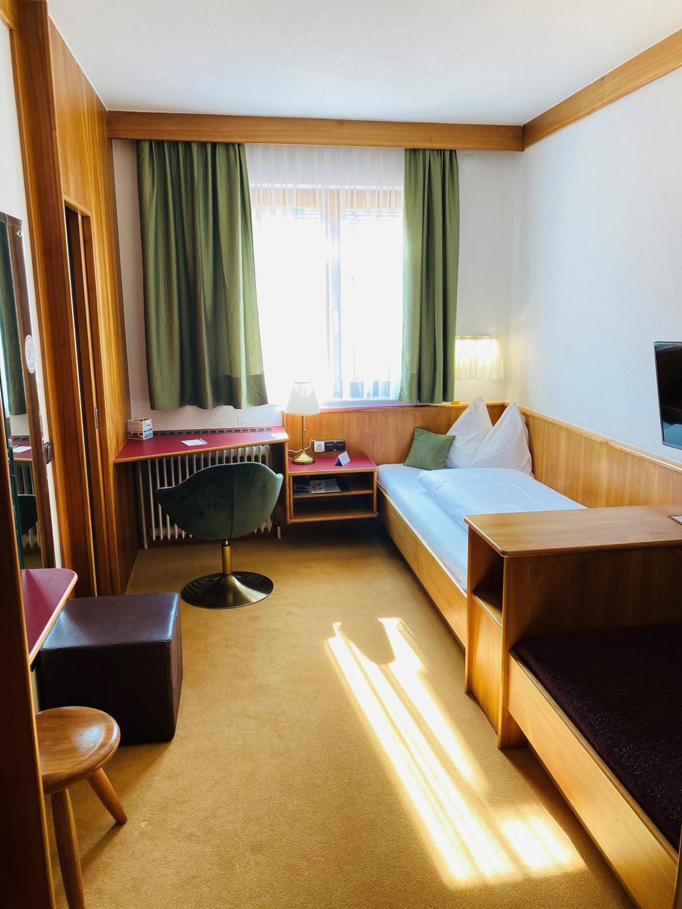 Single Room photo 1