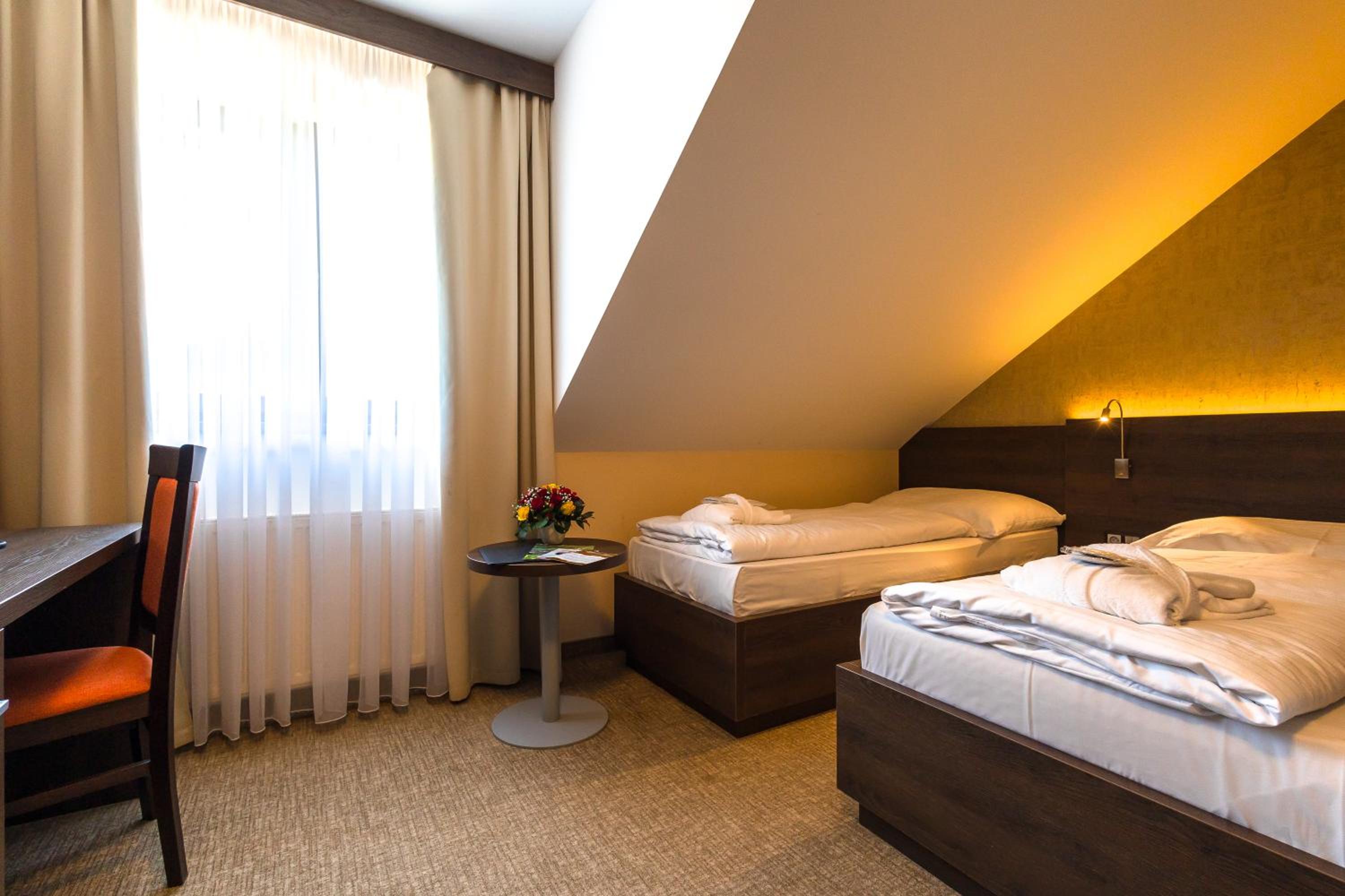 Economy Double Room with unlimited Wellness Access photo 2