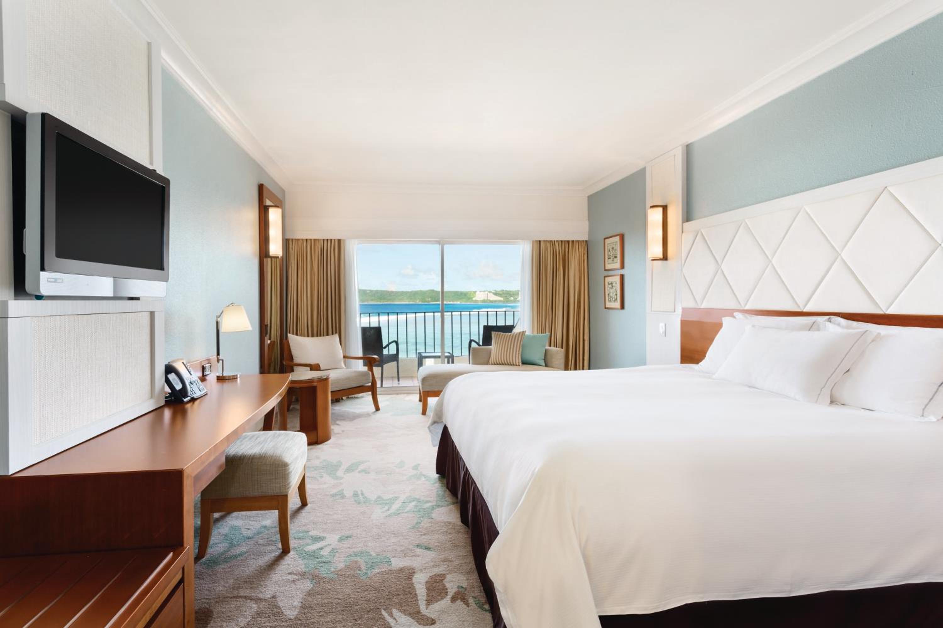 Main Ocean King Room - With Accessible Access - Photo 1
