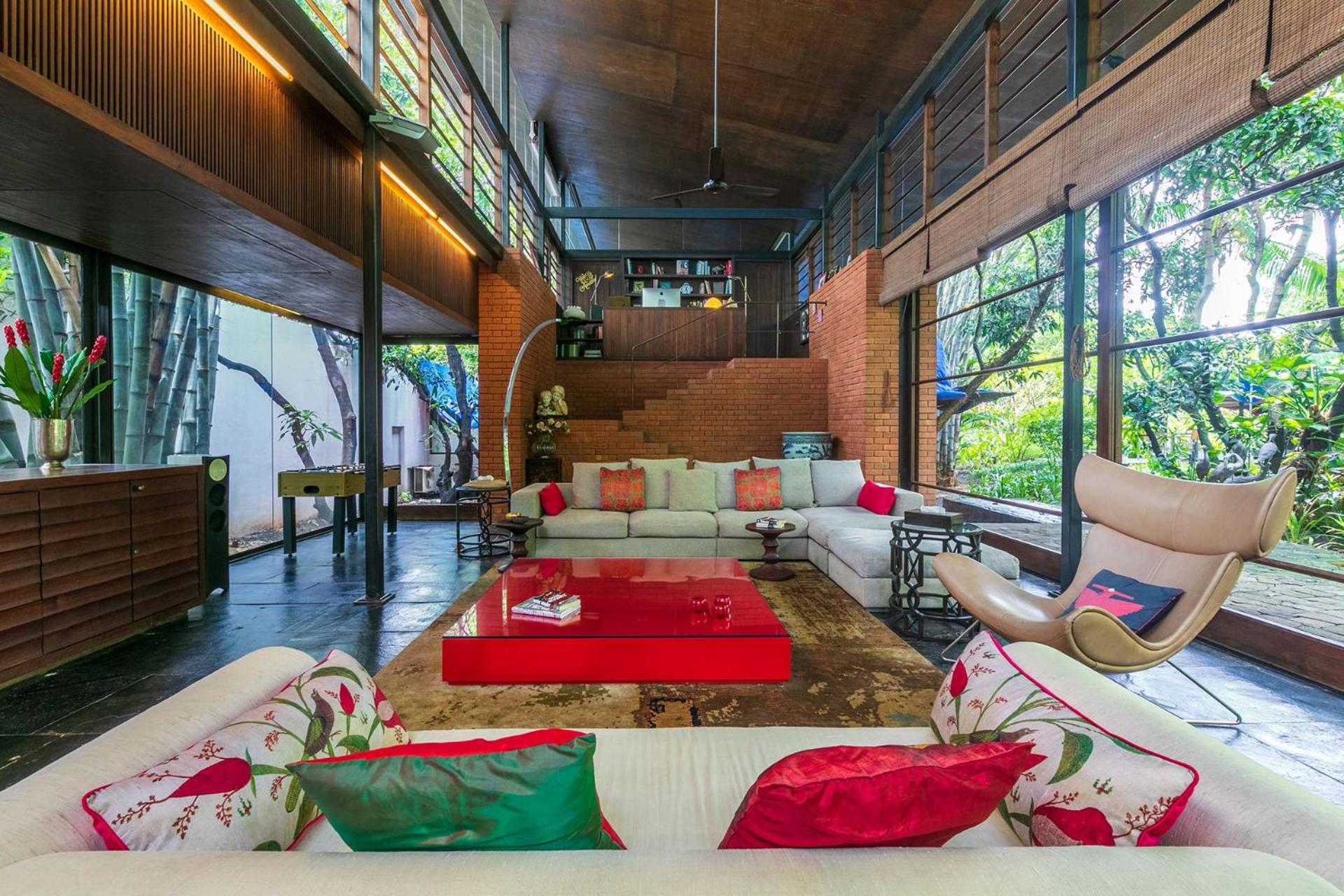 Villa photo 1