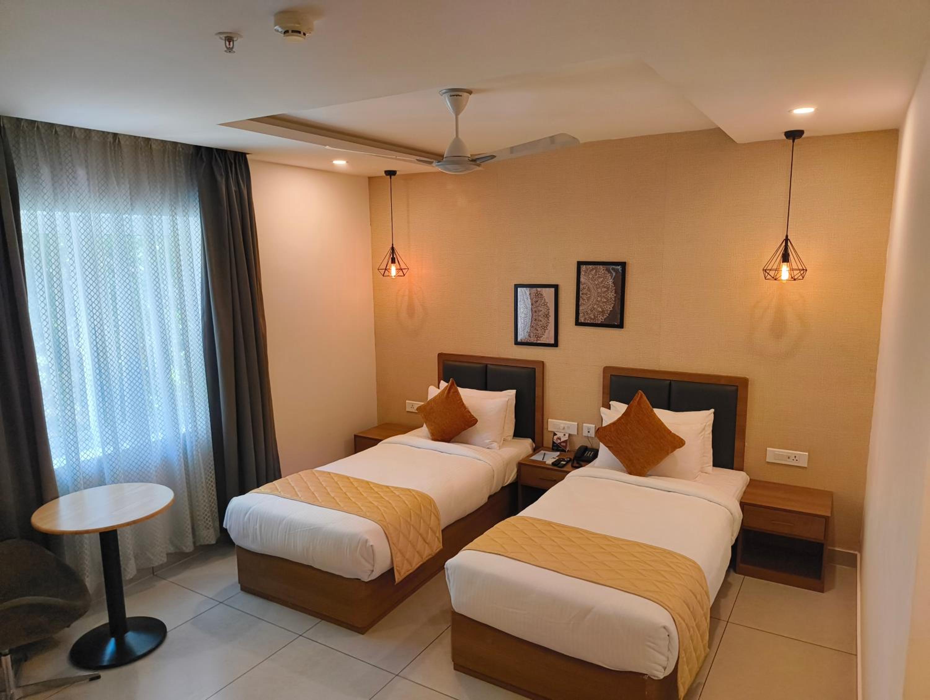 Deluxe Twin Room photo 1