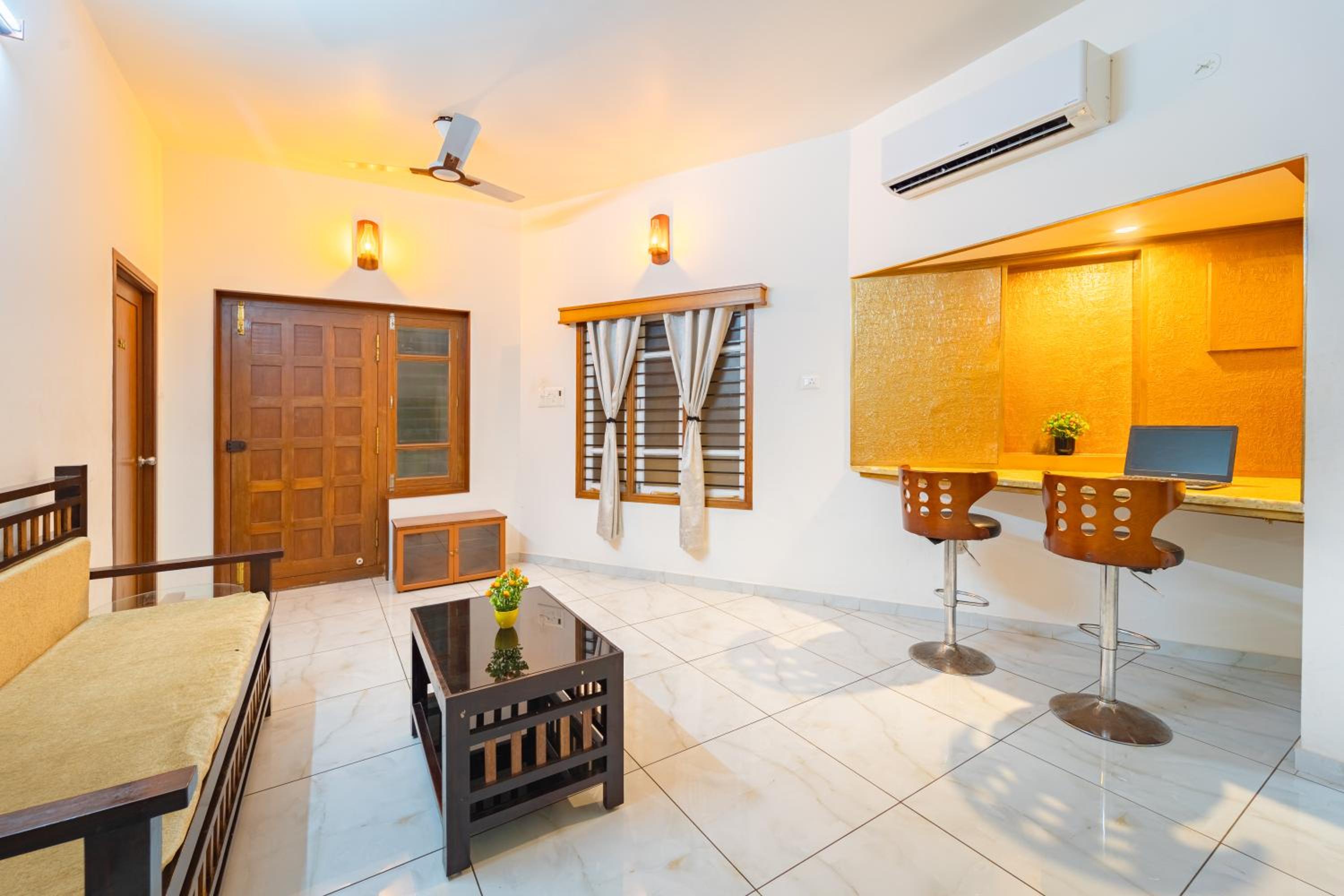 Two-Bedroom Studio Apartment - Photo 30
