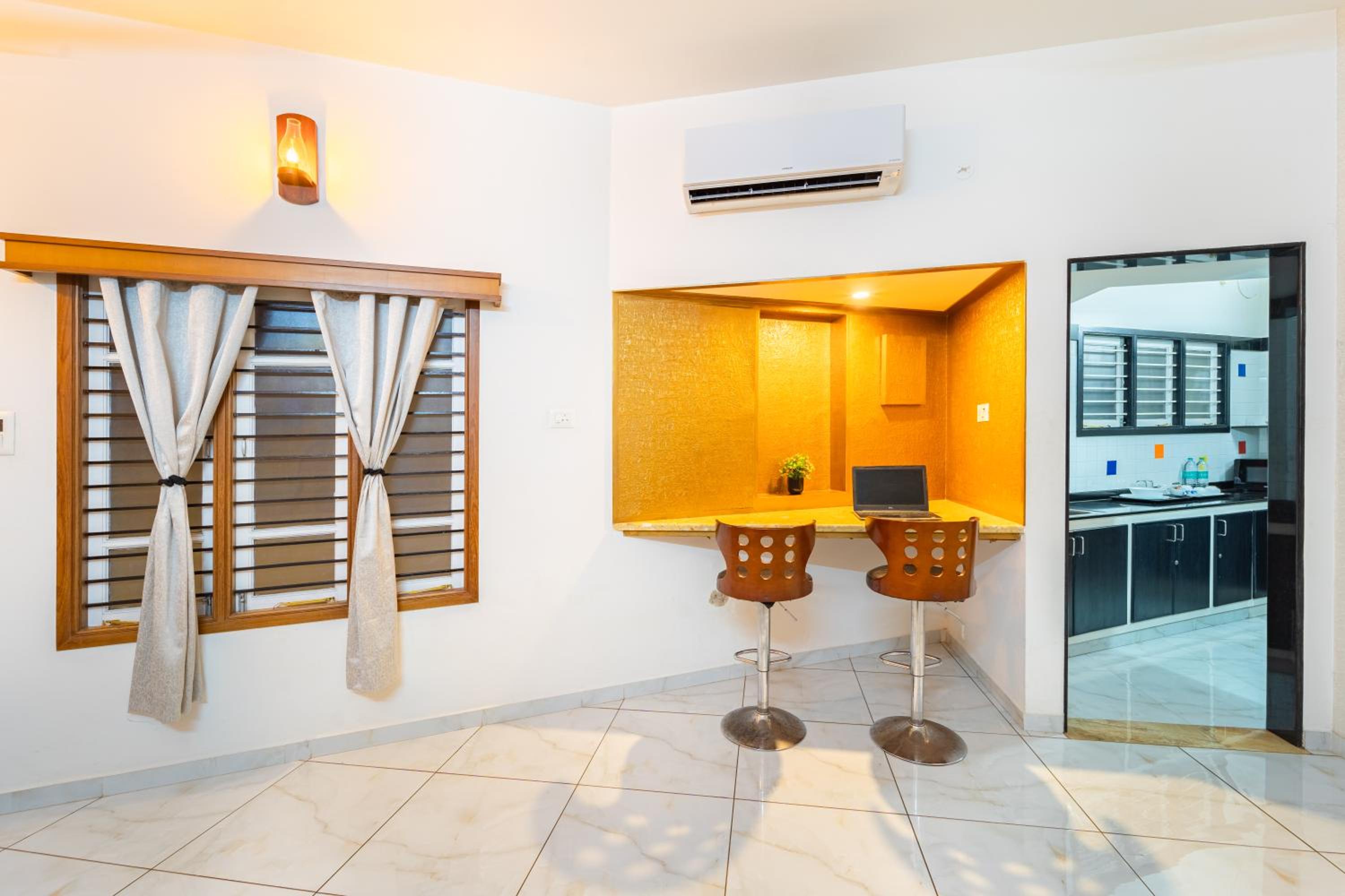 Two-Bedroom Studio Apartment - Photo 29