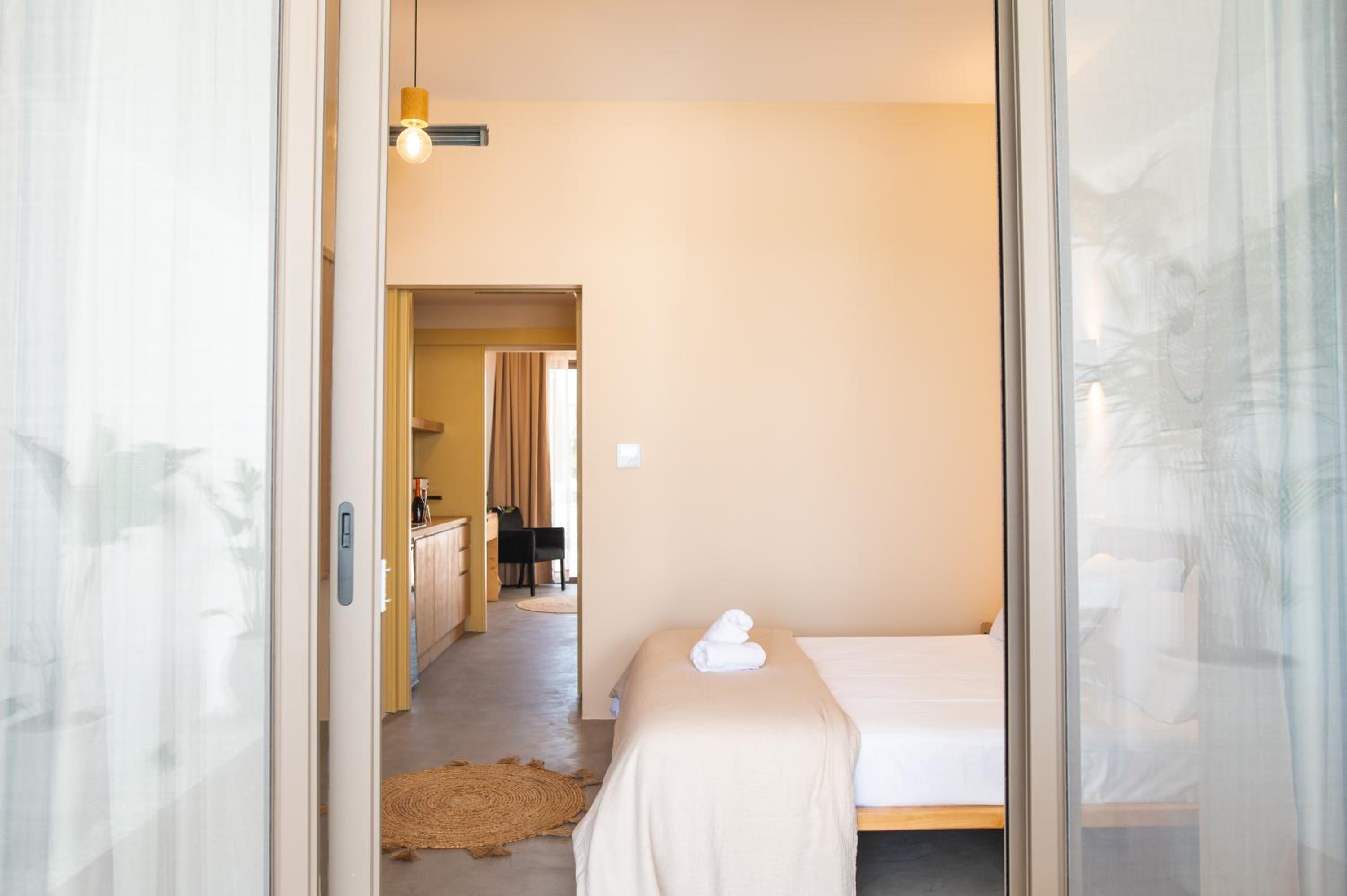 One-Bedroom House photo 1