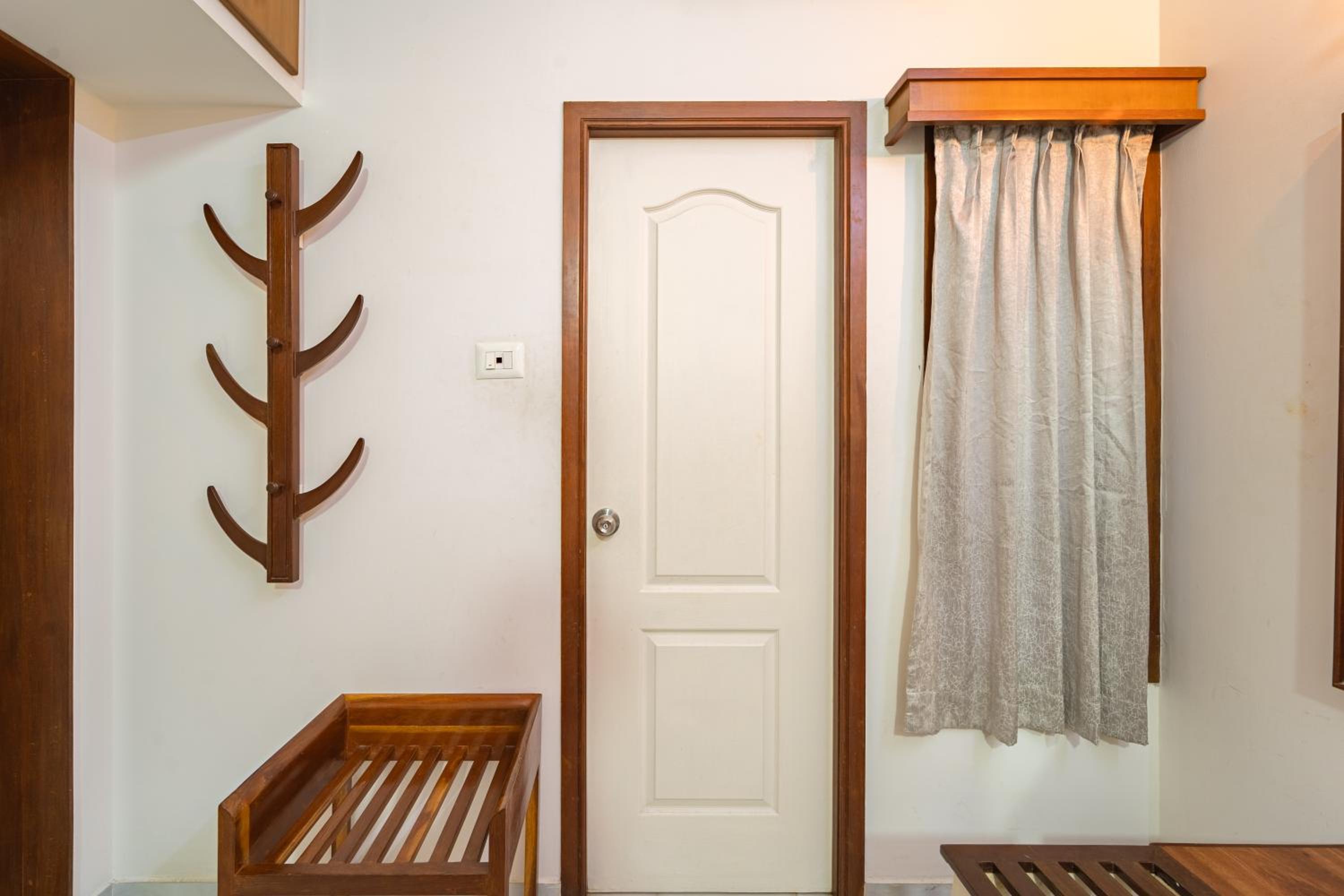 Two-Bedroom Studio Apartment - Photo 10