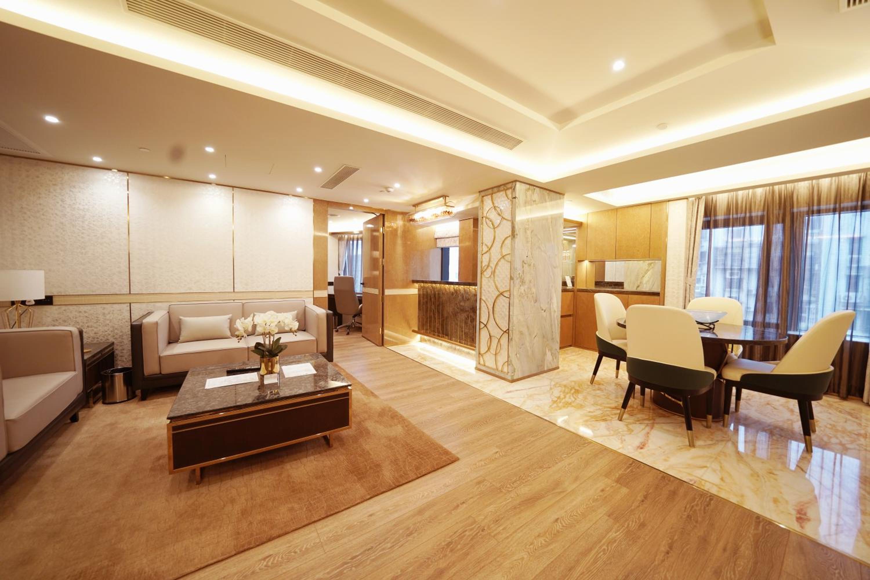 Golden Suite Double Room - Photo 4