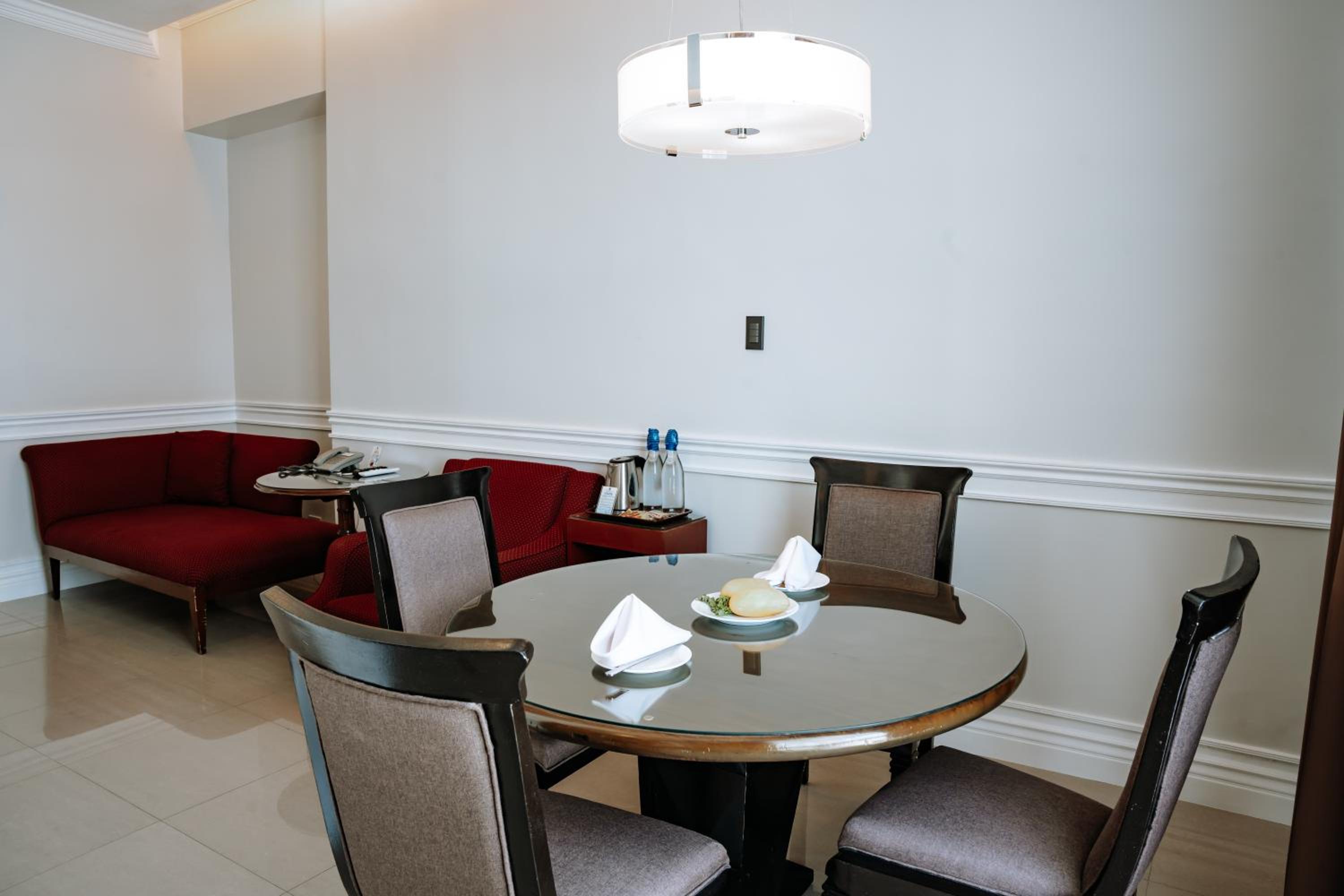 Penthouse Suite - Photo 5