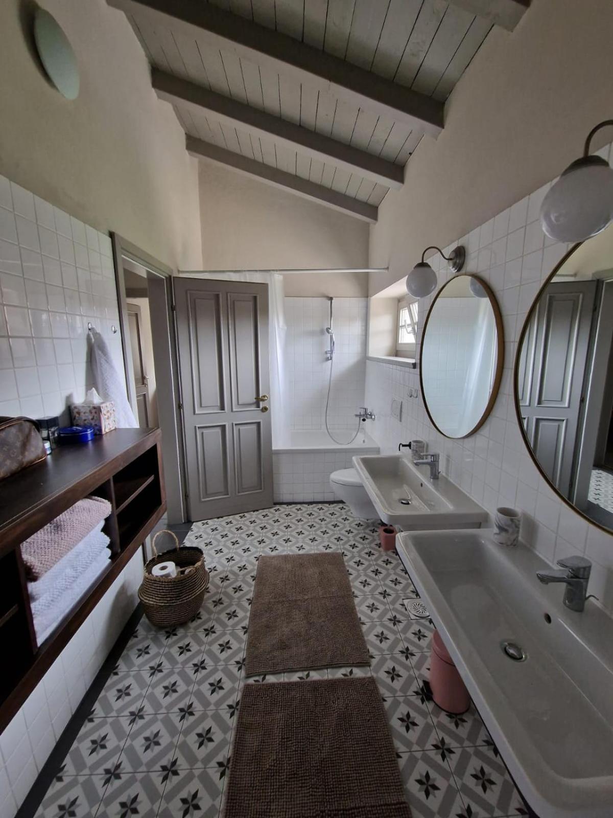 Villa photo 3