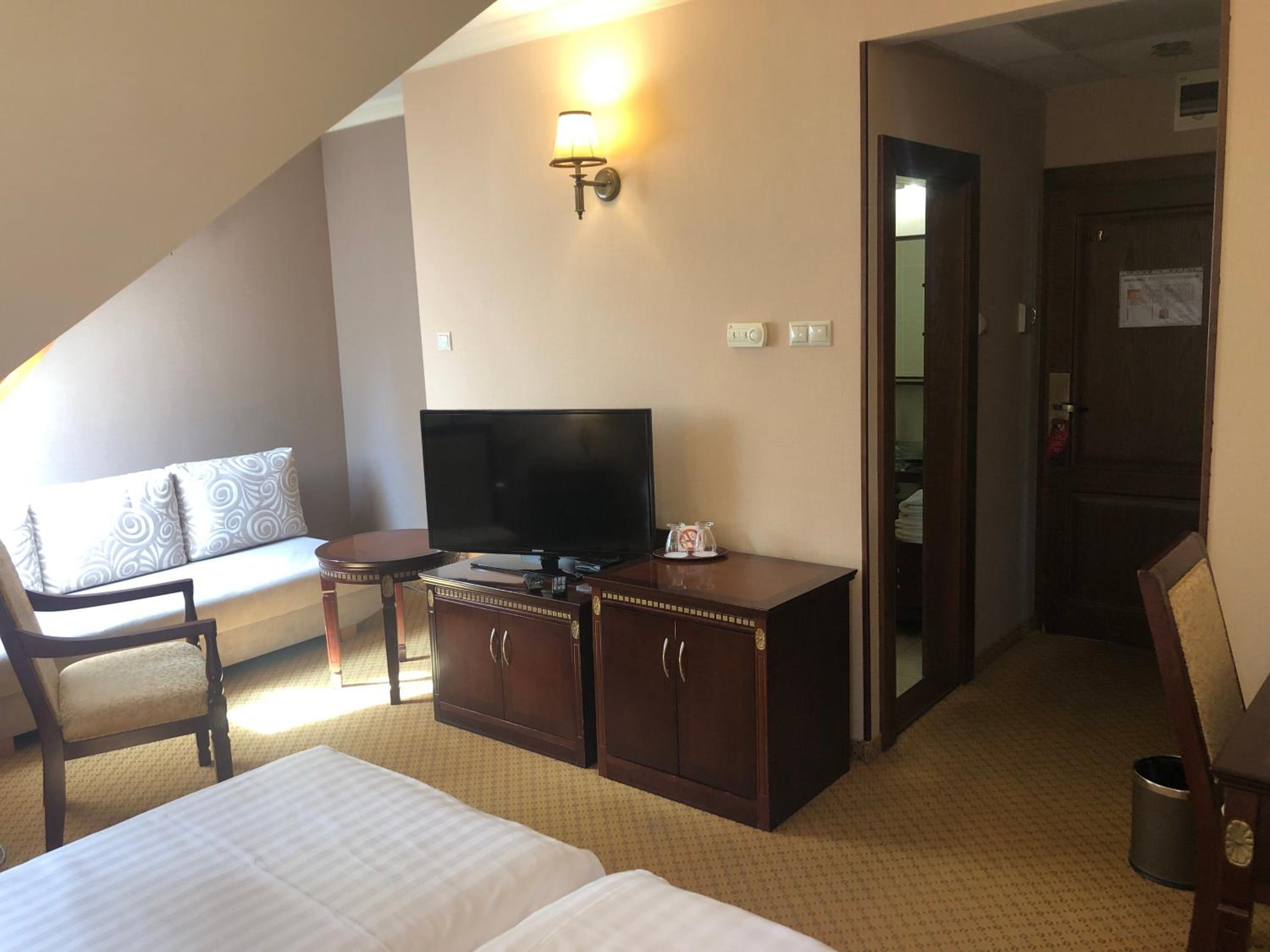 Superior Double or Twin Room - Photo 4