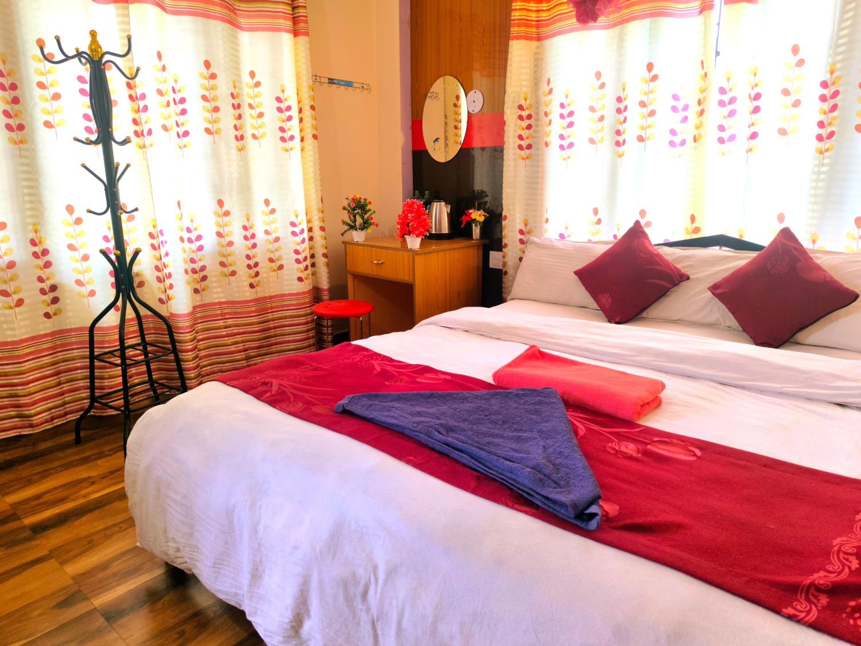 Deluxe King Room photo 1
