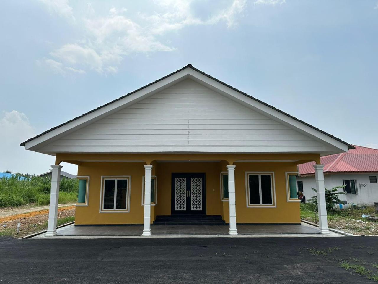 Four-Bedroom House photo 1
