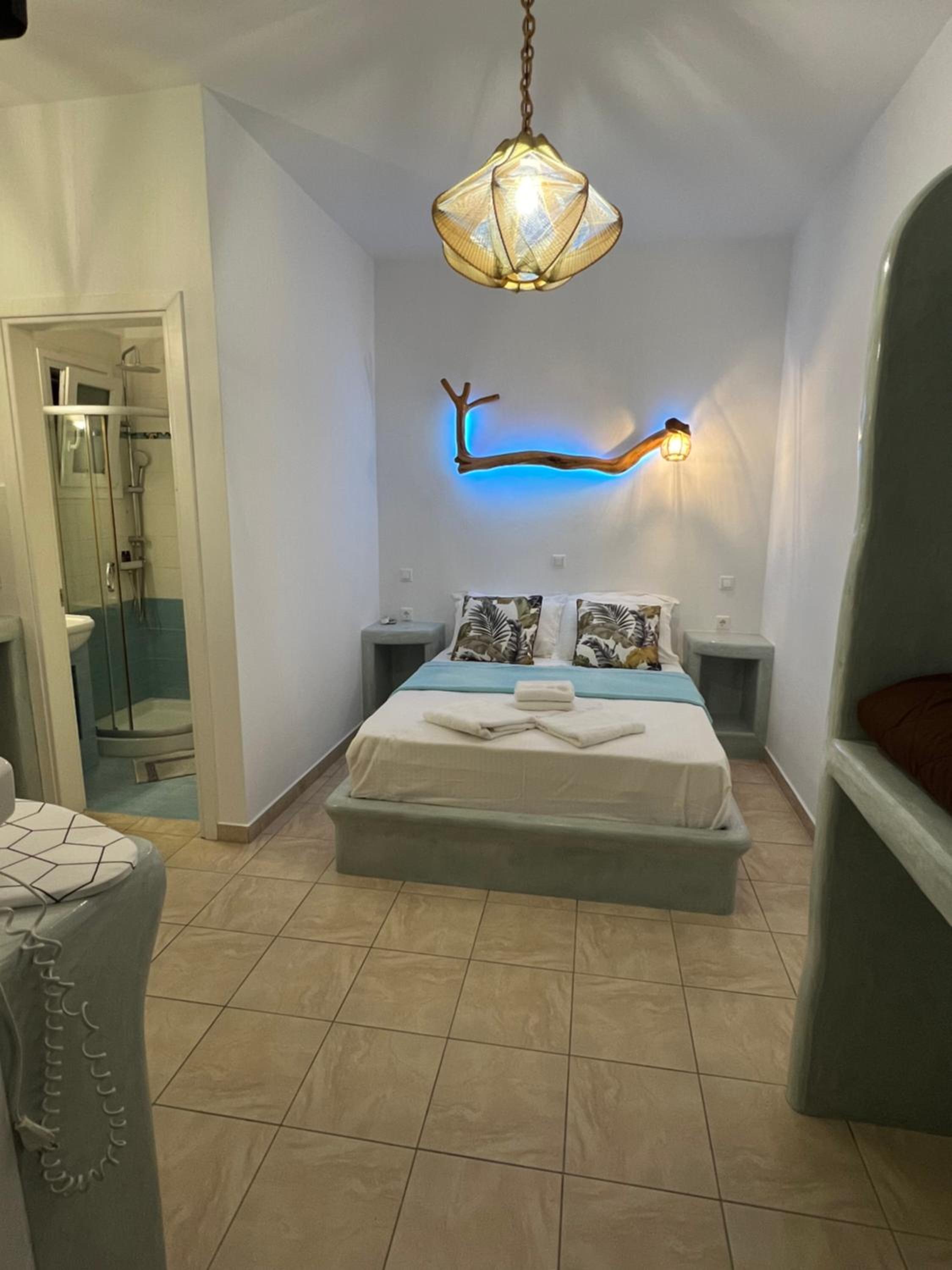 Double Room with Balcony - Photo 44