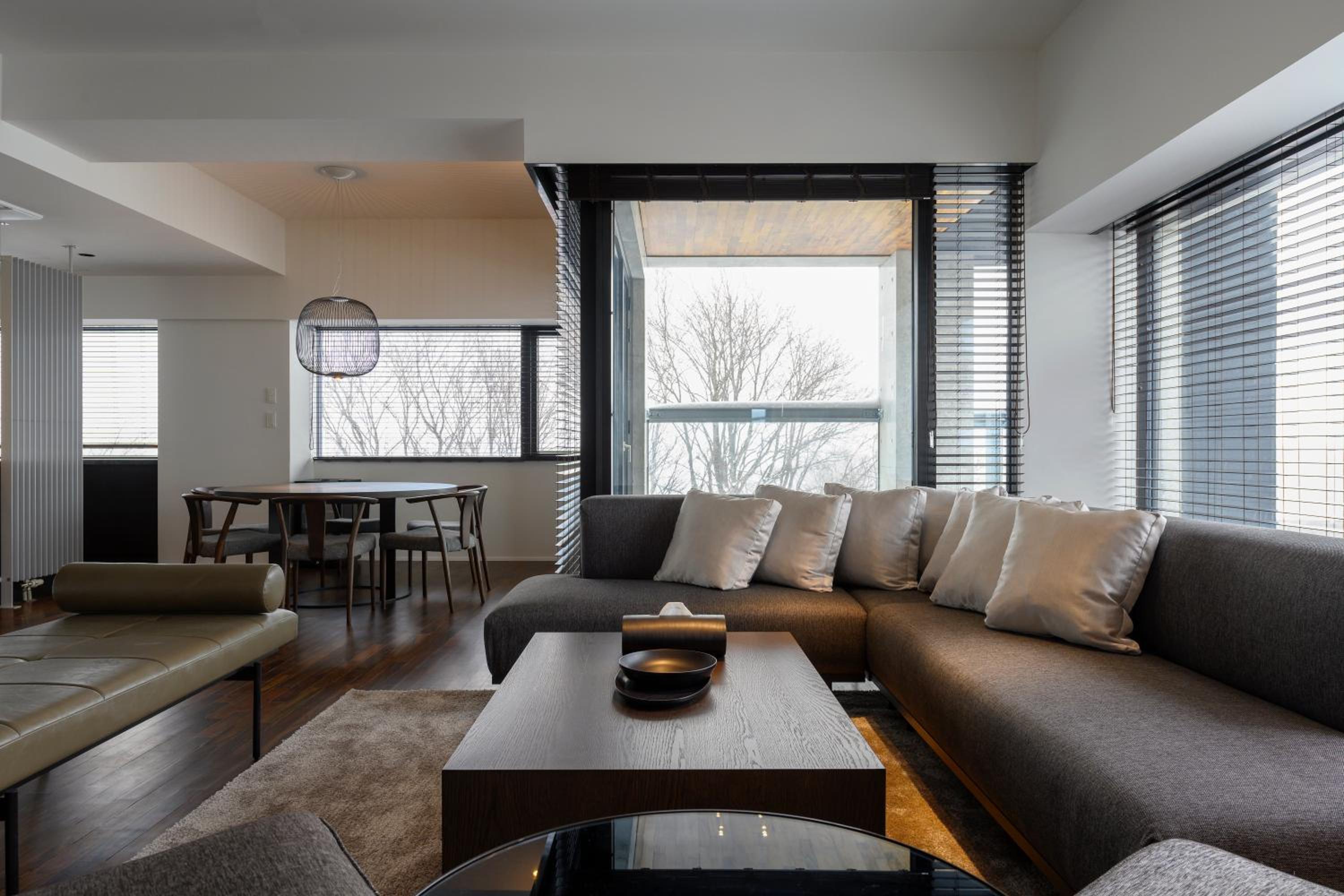 Two-Bedroom Deluxe Apartment with Balcony photo 2
