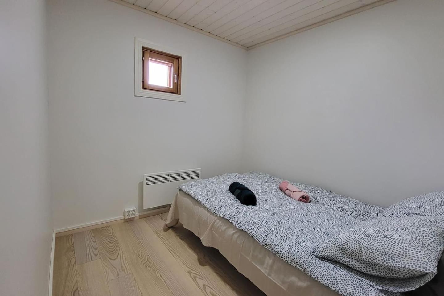Three-Bedroom Apartment photo 1