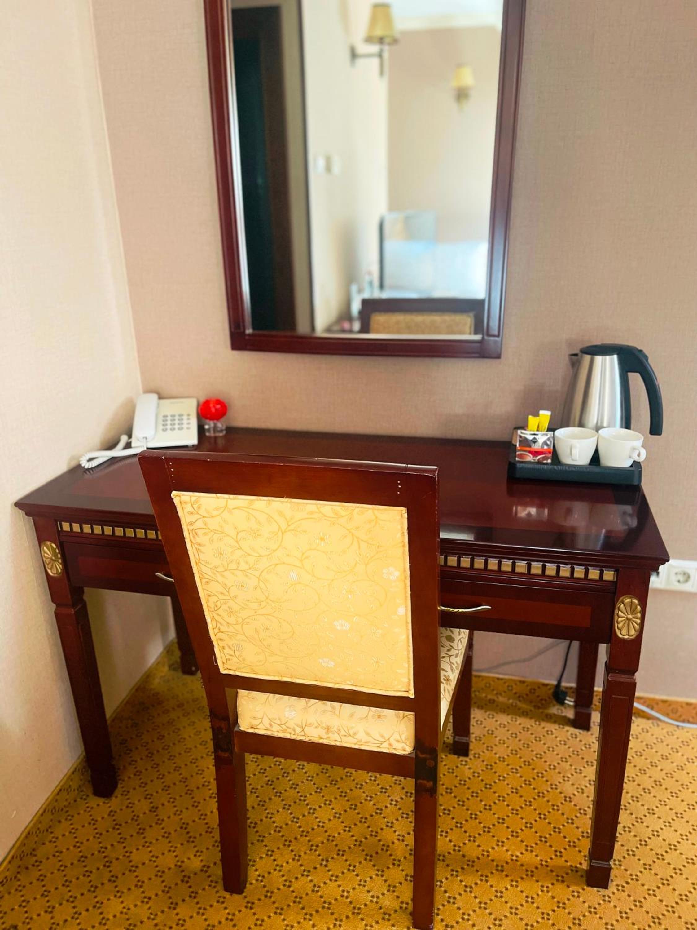 Superior Double or Twin Room - Photo 2