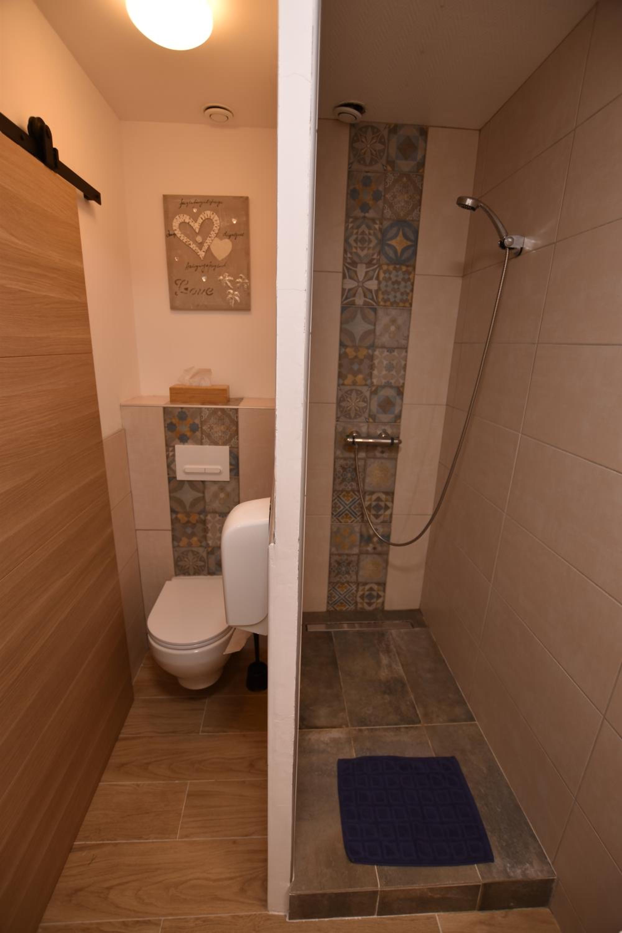 Double Queen Room - Photo 12