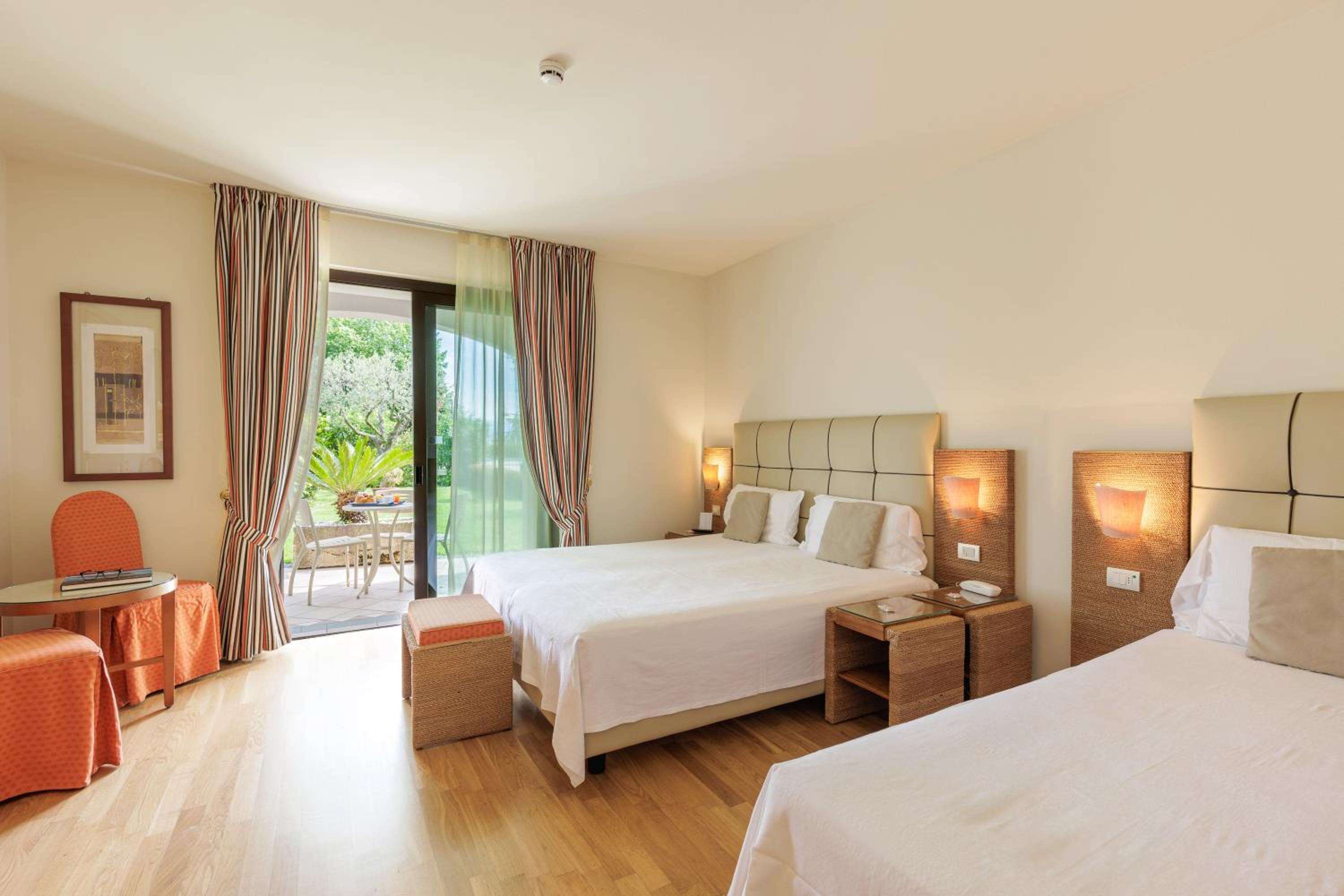 Comfort Triple Room - Photo 10