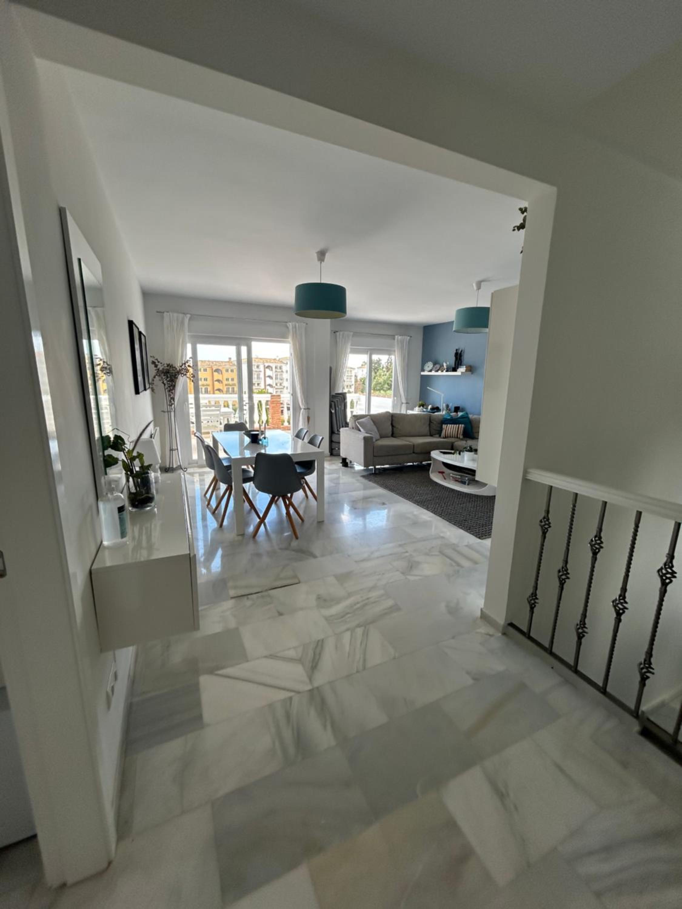 Casa de cinco habitaciones